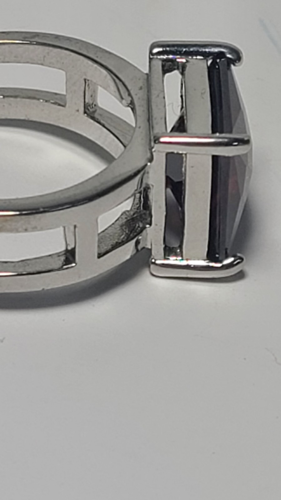 .925 Sterling Silver Solitaire Red CZ Princess Cut Art Deco Ring Sz 7.75 (J2)