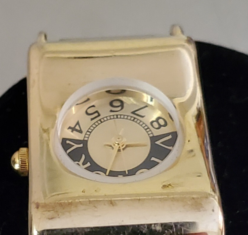 VICTORY Women’s Watch Vintage Analog Quartz Gold Tone No Band Japan 22 mm