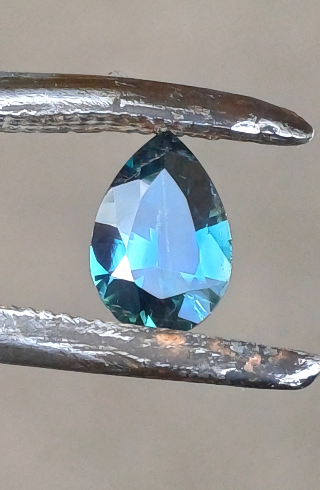 0.90ct Kenyan Blue Sapphire(unheated!)