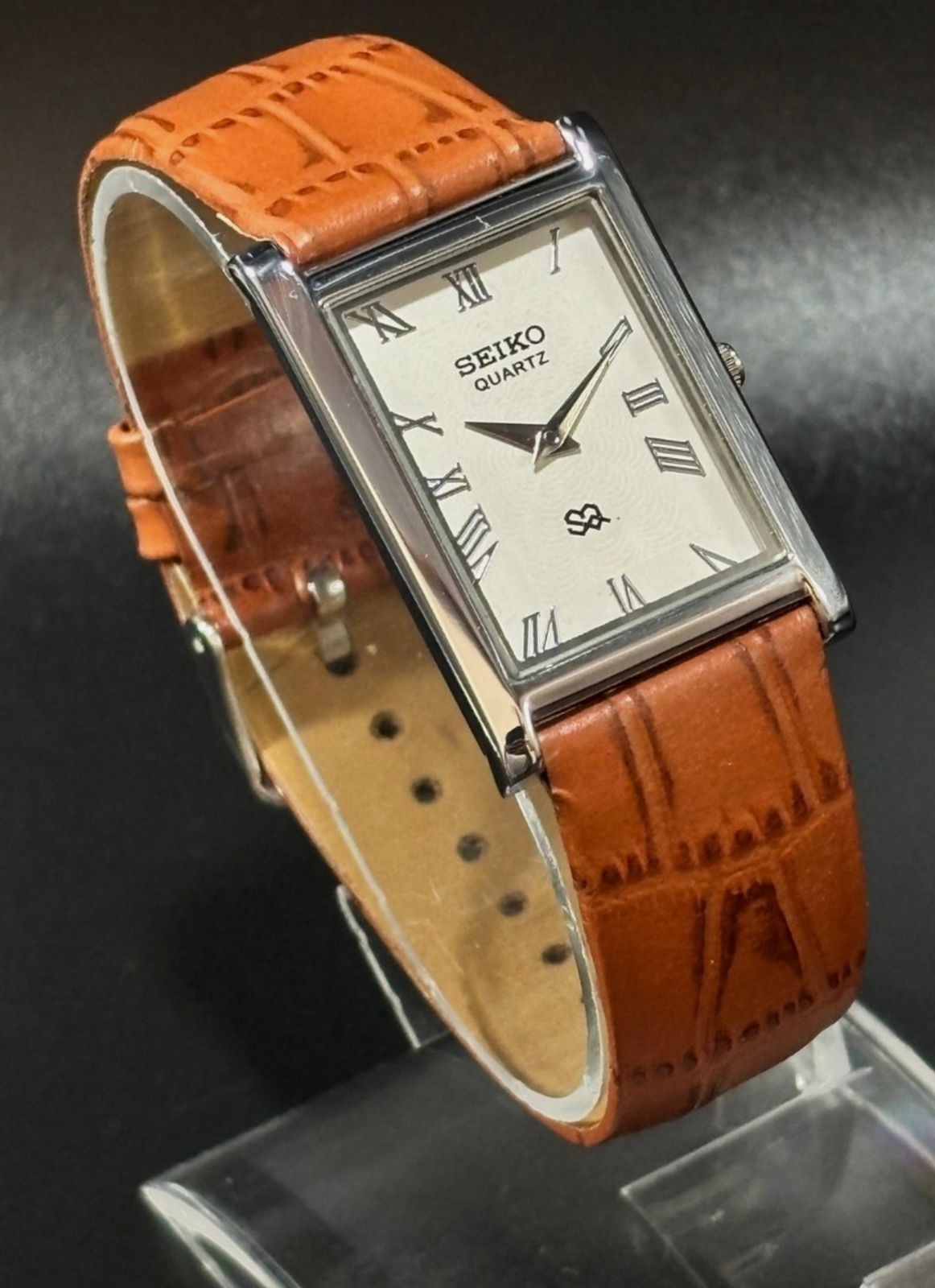 Vintage Rare Seiko Slim Quartz Men’s Wrist Watch With Free DDP Shipping