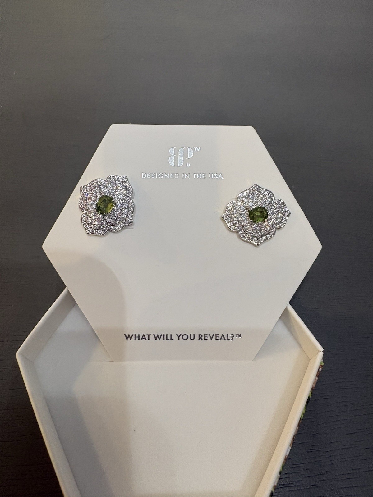 Ring Bomb Party Dusted Glimmering Ferns ER11756 Lab Peridot Stud Earrings