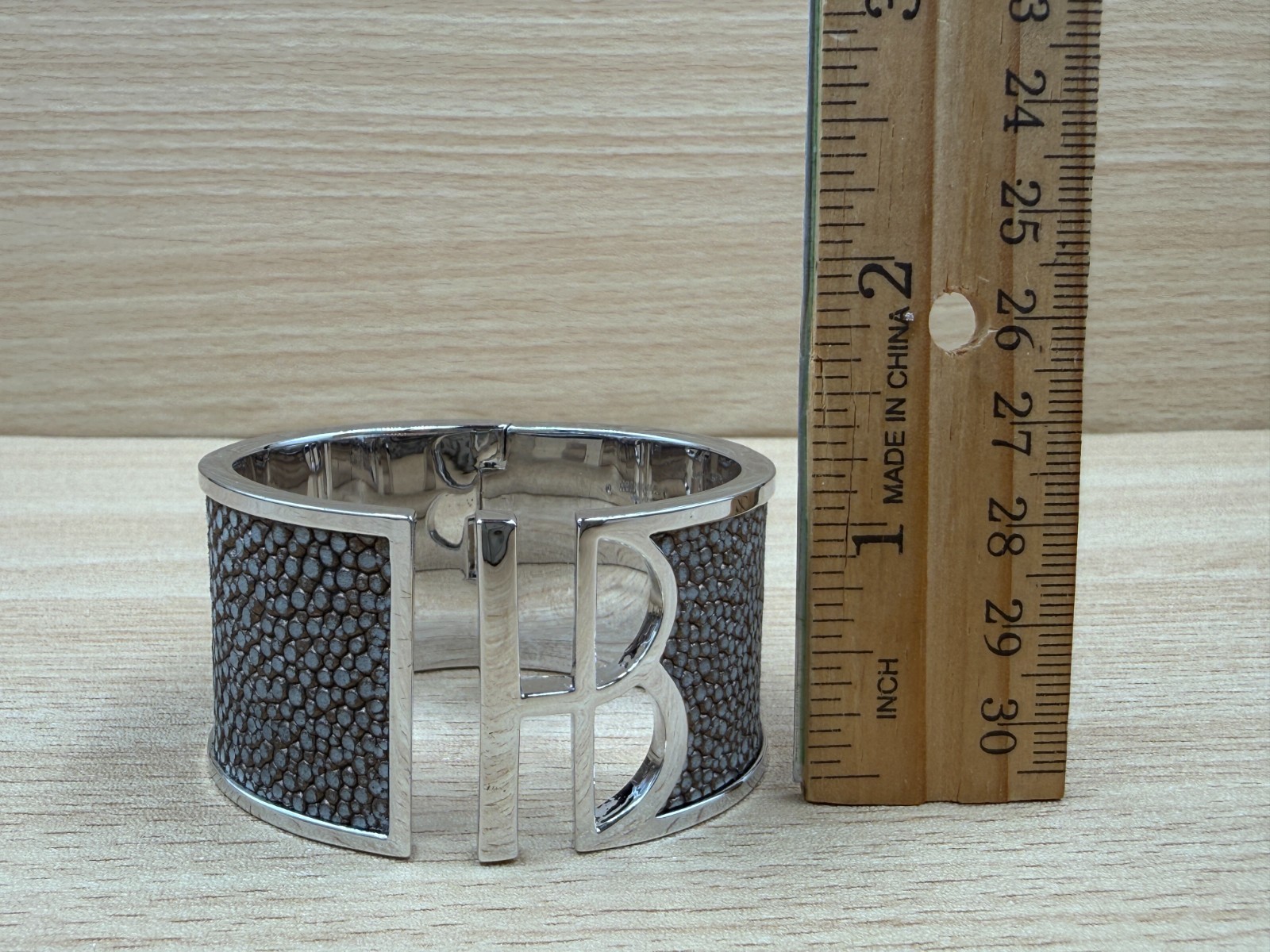 Henri Bendel Logo Pebbled Leather Hinged Cuff NWOT FREE SHIPPING