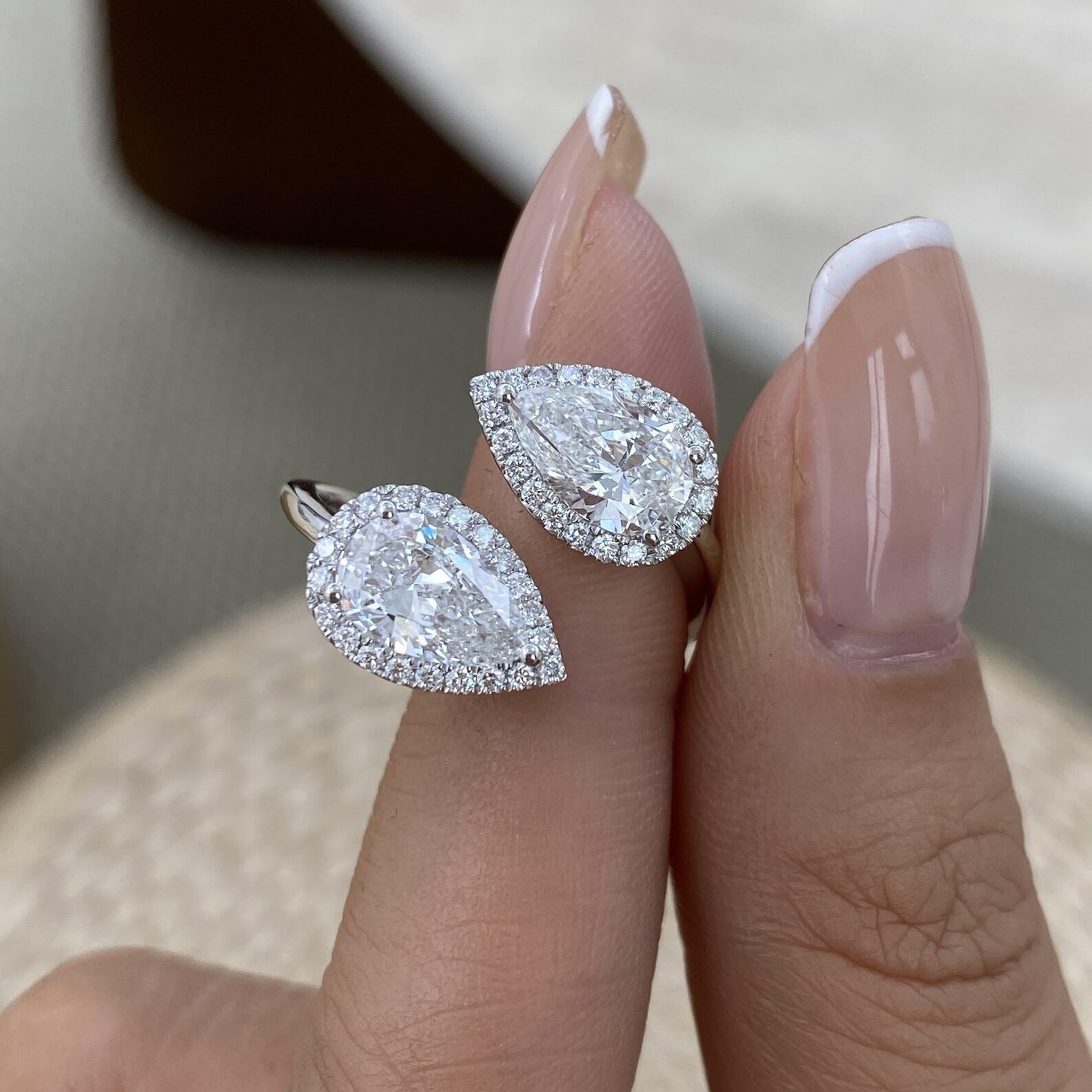 3.00 CT Certified Pear Cut White Diamond Ring, Tariffs FREE & Matching Studs.