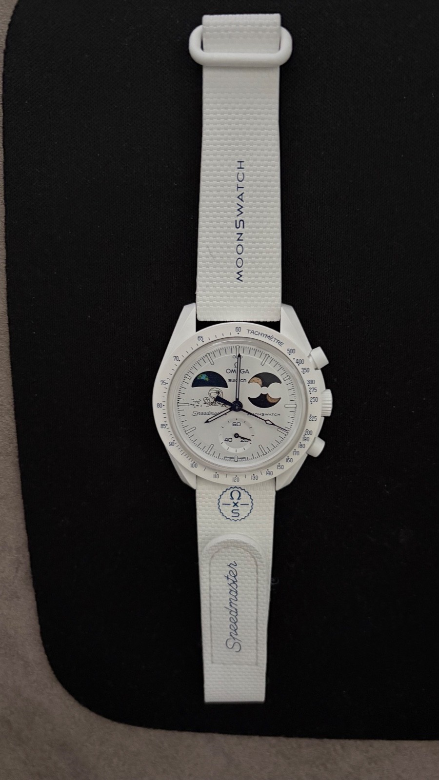 Omega Swatch Mission to Earthphase Moonshine Gold SO33W701L