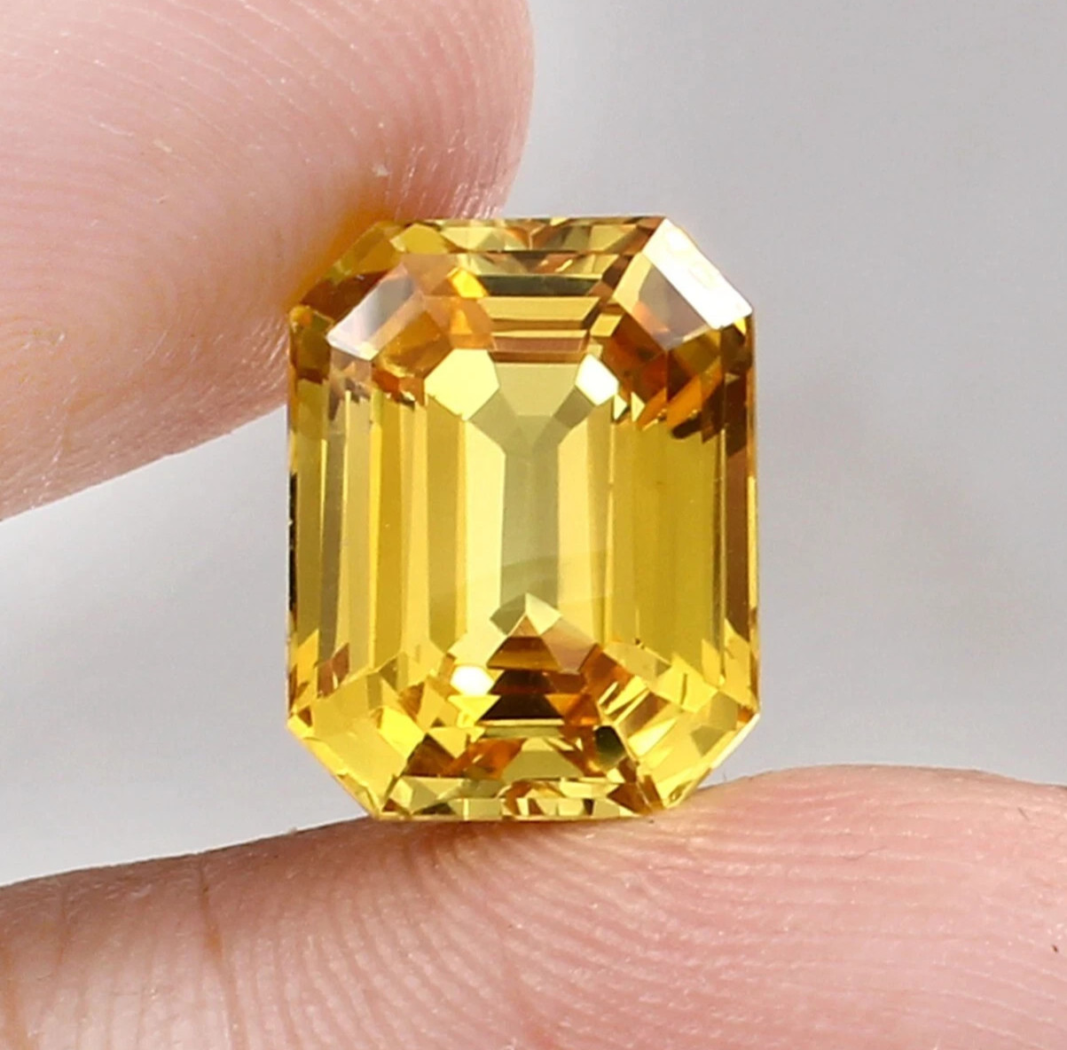35 Ct AAA Natural Emerald Cut Yellow Sapphire Certified Loose Gemstone With Gift