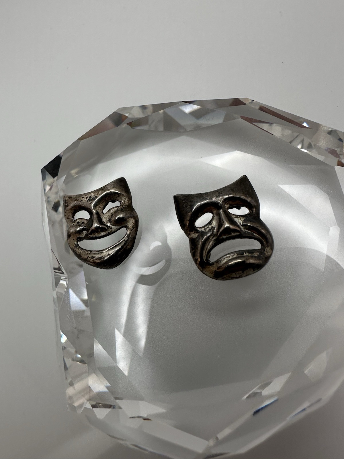 Vintage Silver Laugh Now Cry Later Pins Brooches 1.8cm JB21