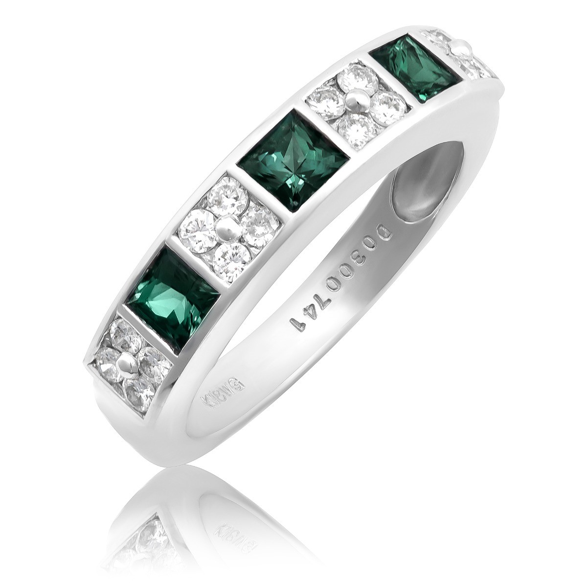 Untreated Alexandrite 0.74 cts in Platinum Ring w 0.30 cts Diamonds / GIA Report