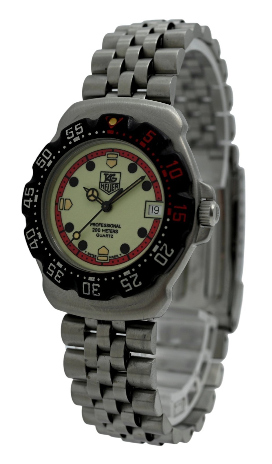 Tag Heuer 35mm Men’s Formula 1 Red/ Black/ Luminous F1 494/6 Watch Ref: WA1211!