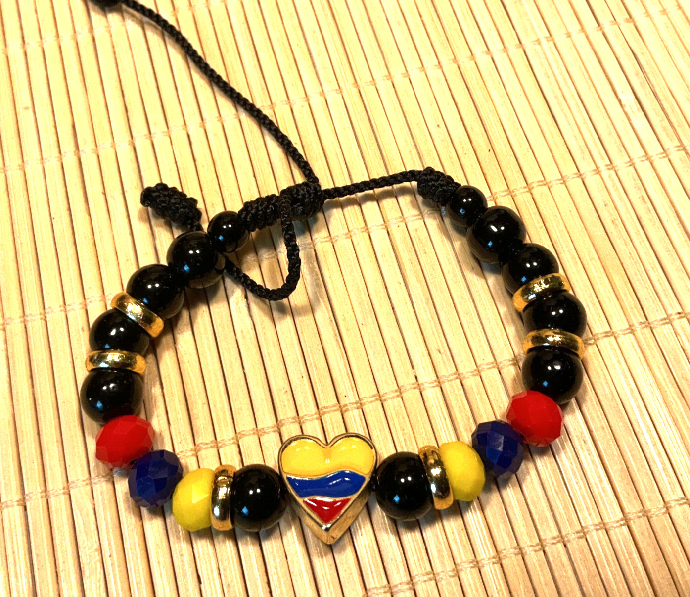 Fashion Bracelet Black Yellow Red Glass Enamel Heart Beaded Slide Lot 101D