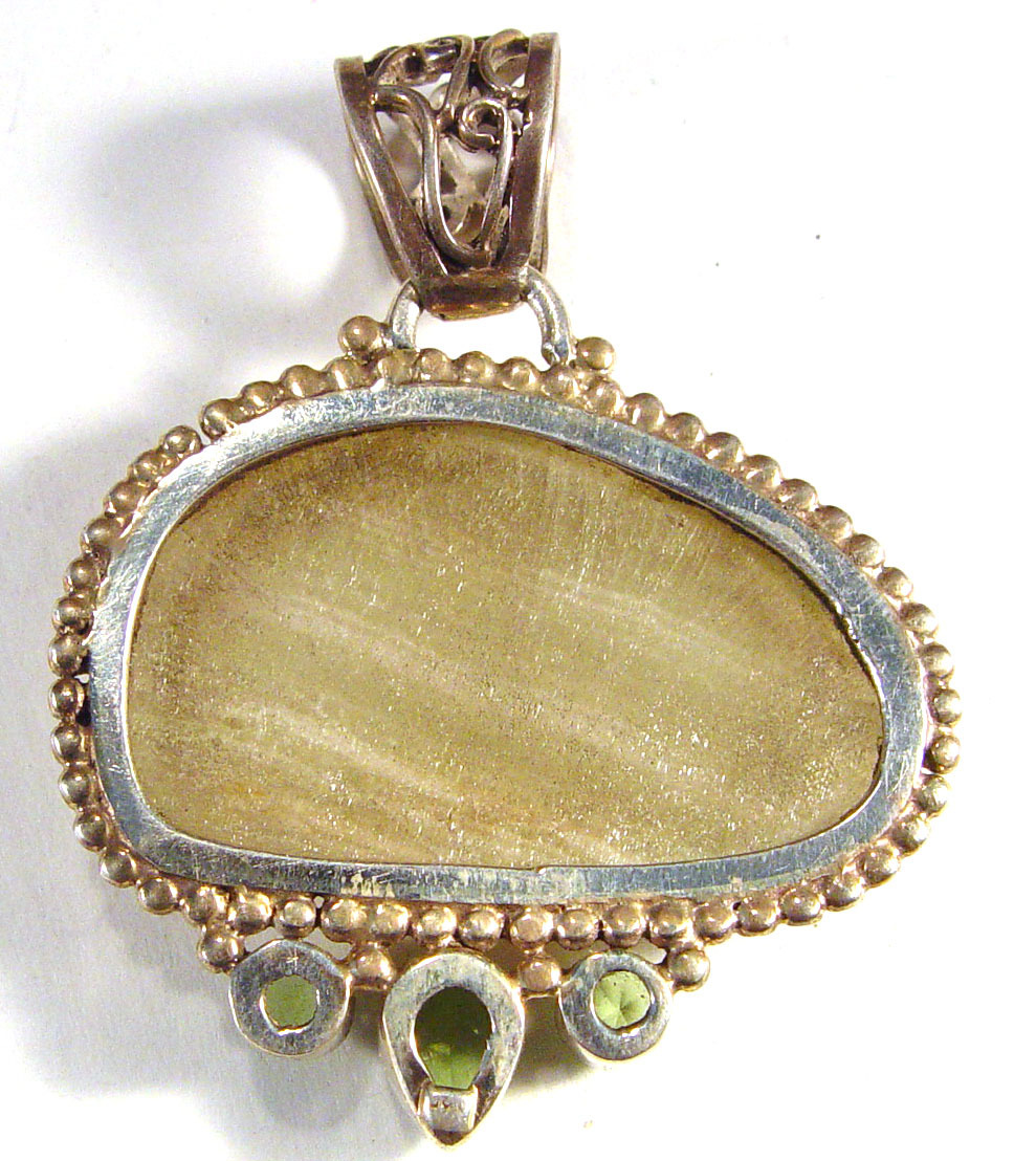 Serpentine & peridot pendant in sterling silver, 2 1/8 in with bail, 23.84 grams