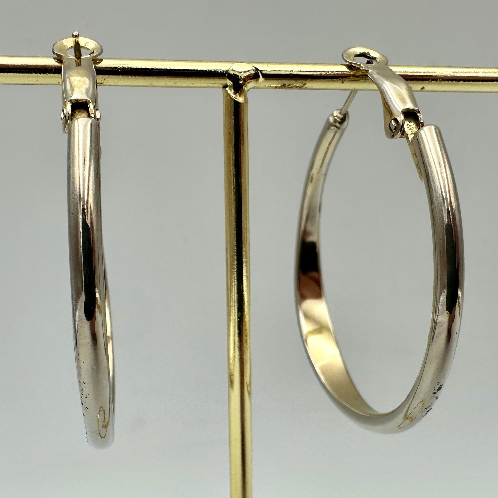 Silver Tone Tapered Hoop Earrings Latch Back 1.5 Inch Medium Hoops
