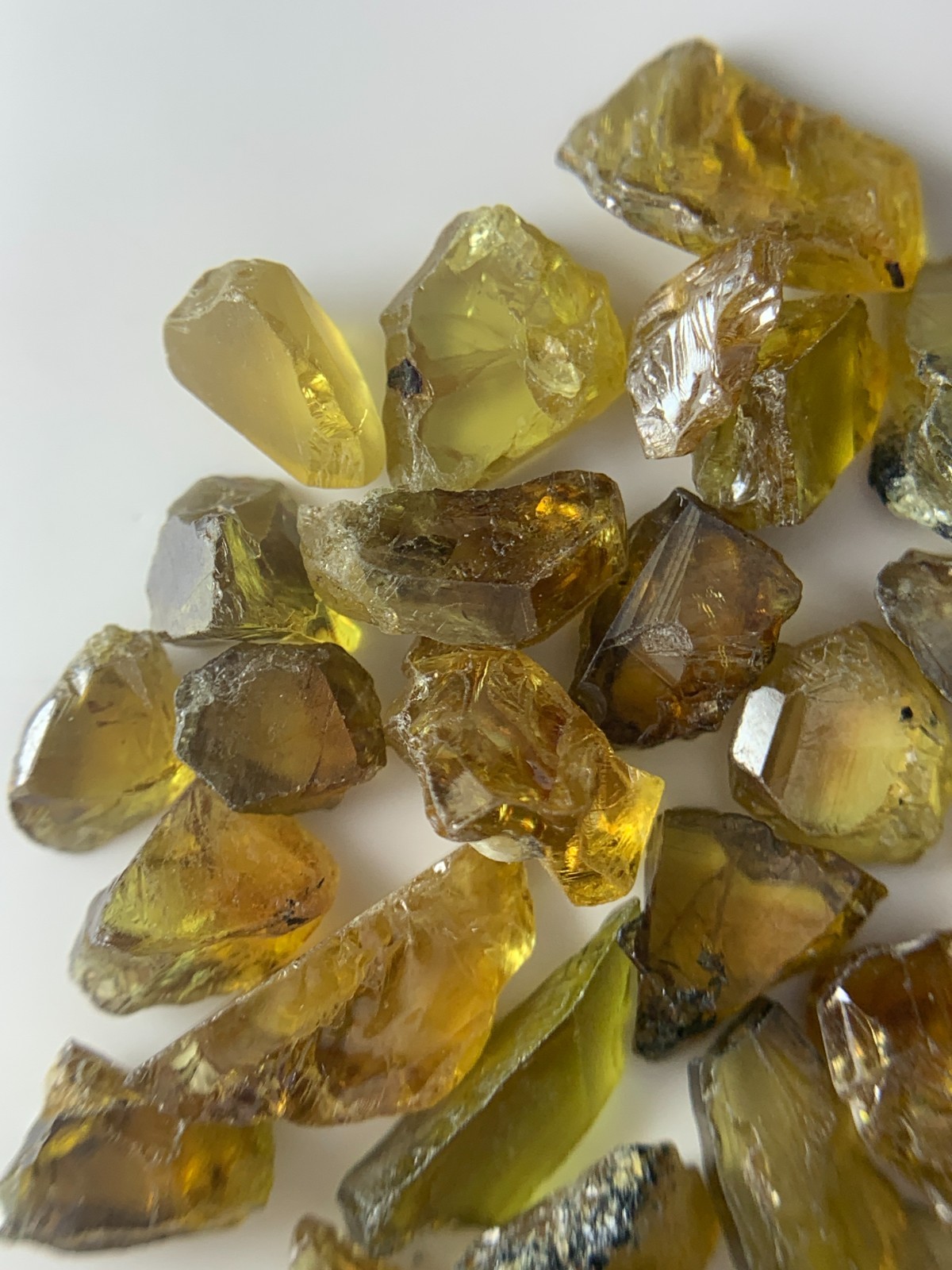 53 Ct Natural Sphene (Titanite) Rough Lot | Yellow-Green Fire Dispersion | Pak