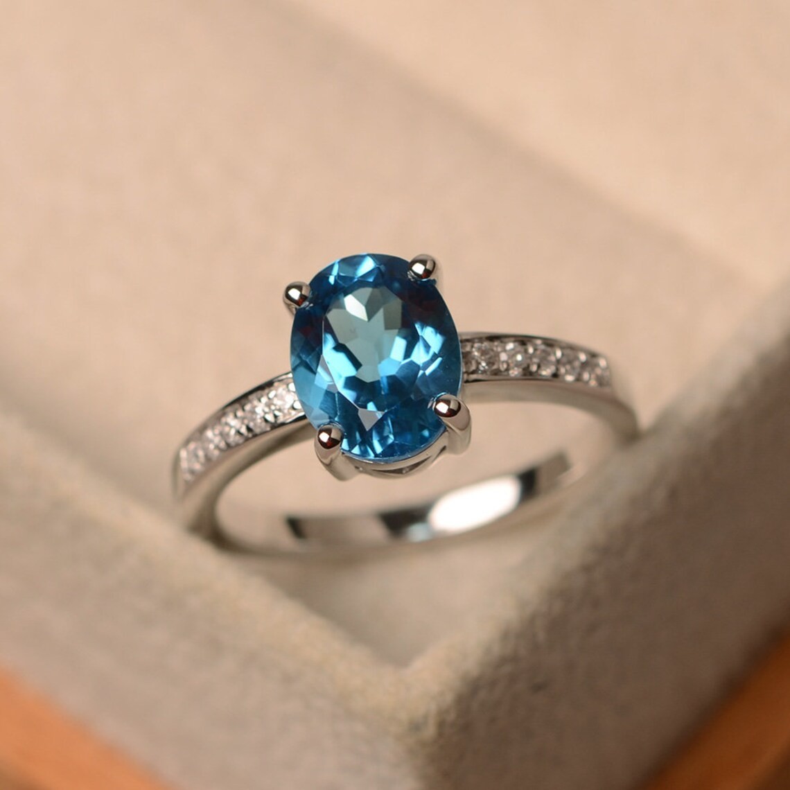 Blue Topaz Gemstone 925 Sterling Silver Women Cocktail Ring Duty Free