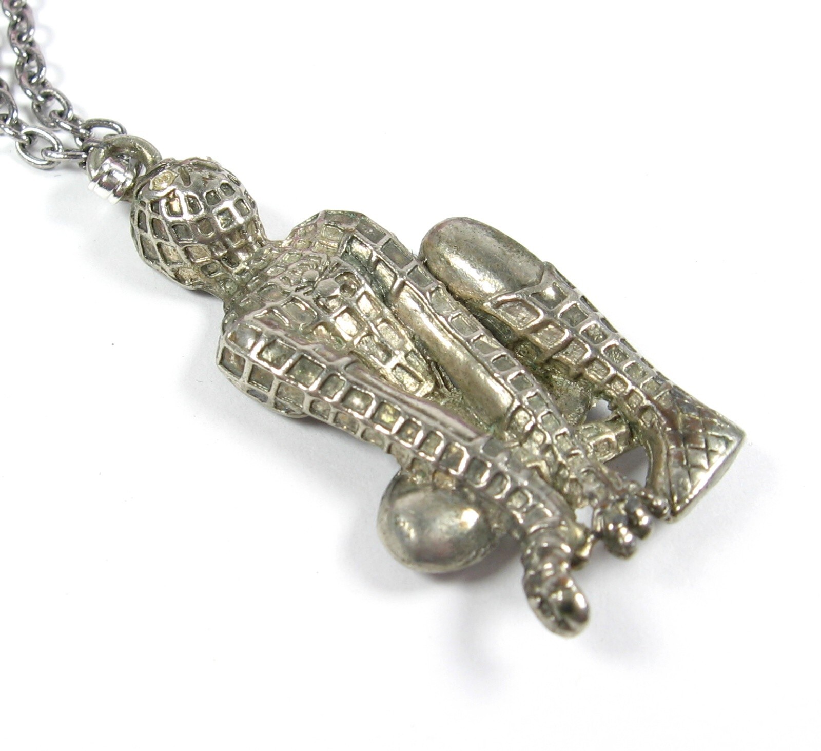 BIG SPIDERMAN Pendant 2 1/8″ Vintage Men NECKLACE Silvertone Metal Superhero 24″