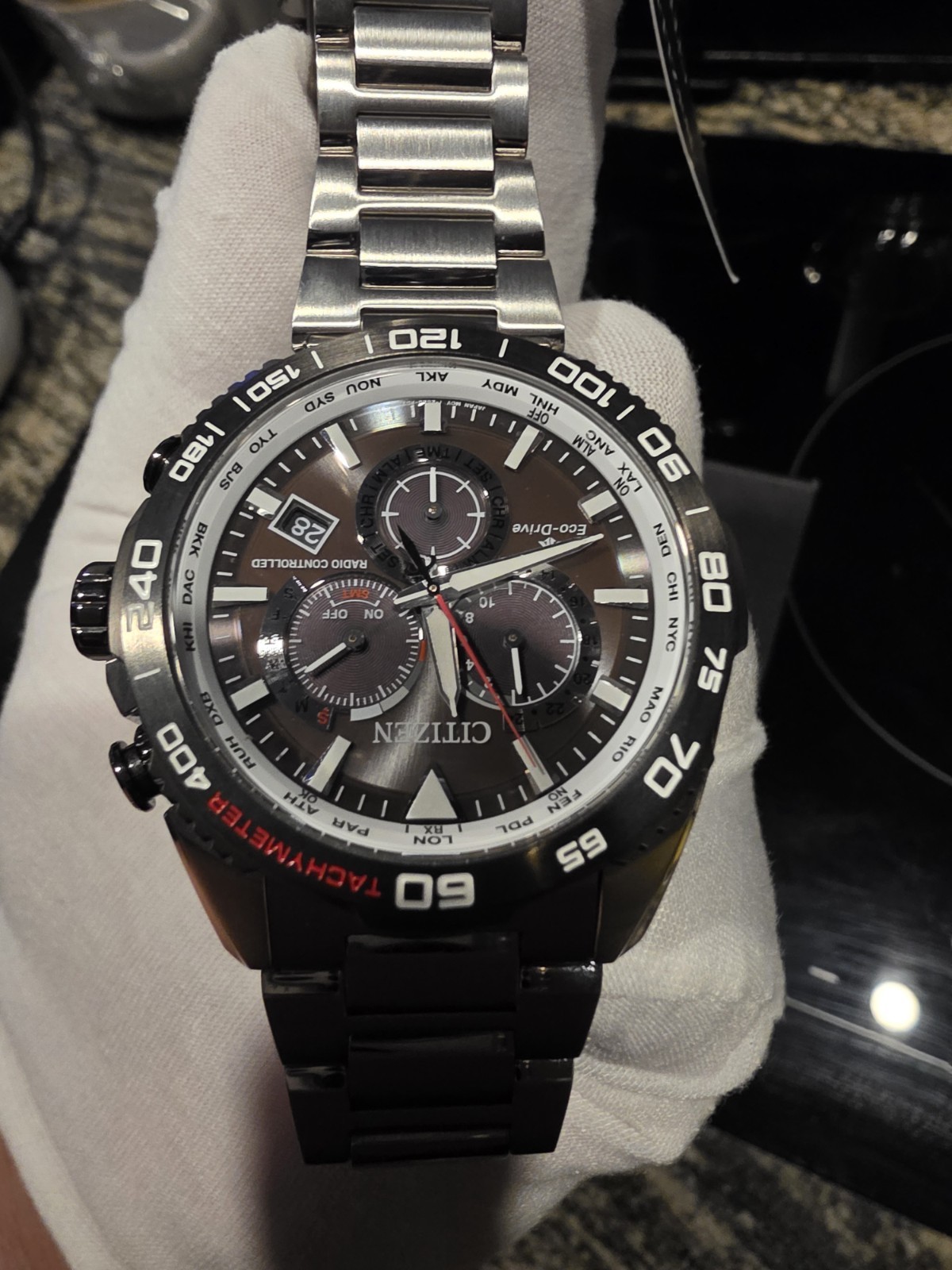 Citizen Eco-Drive Radio Controlled Chronograph Tachymeter 200m 43mm Black