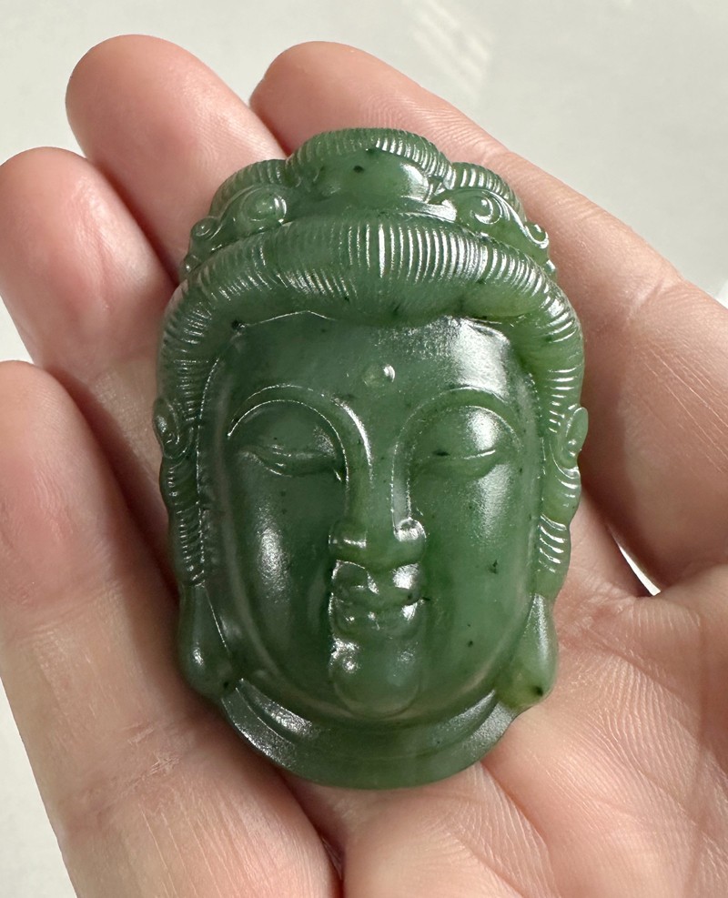 Certified Natural Hetian Jasper Jade Green Hand carved pendant Sakyamuni 释迦摩尼
