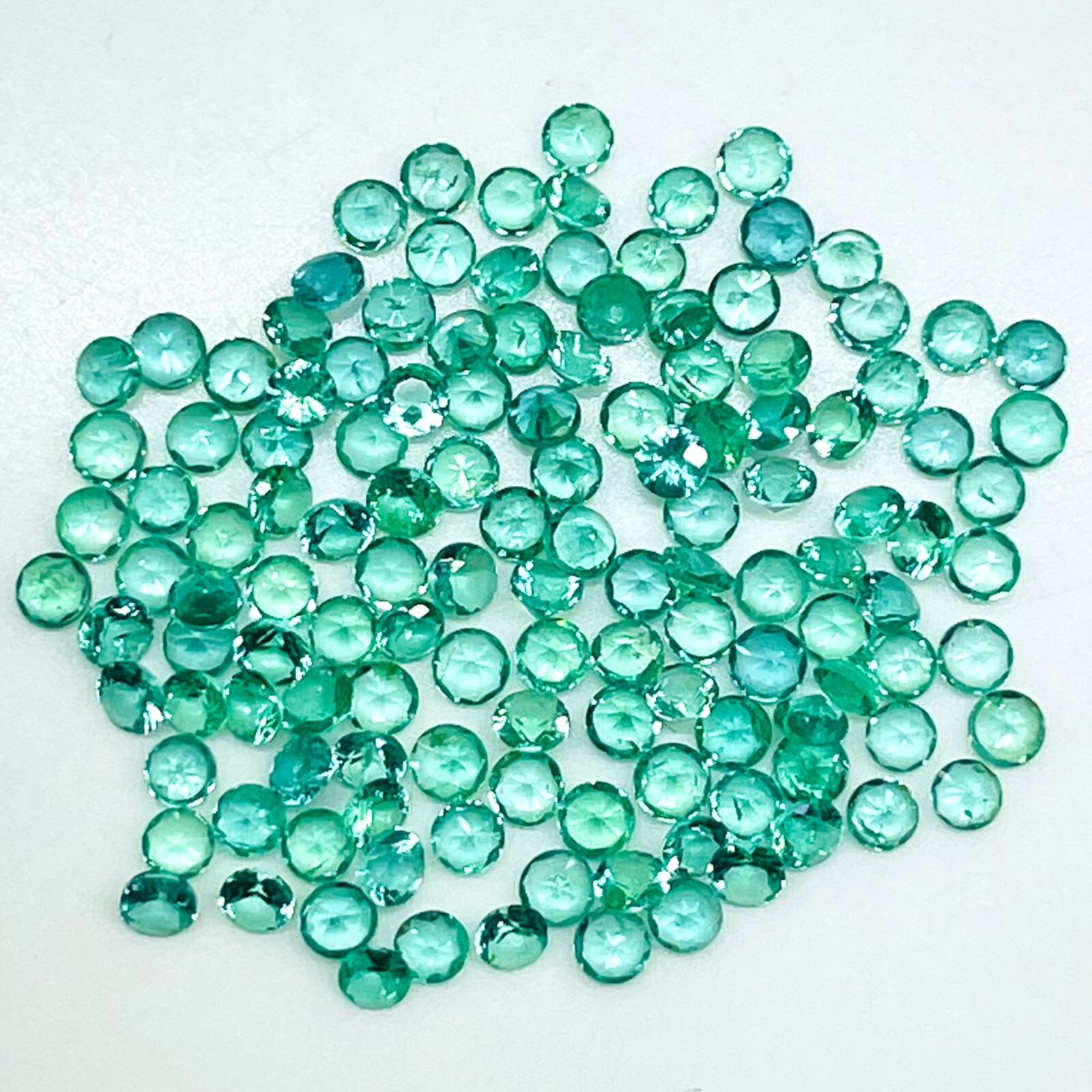 16 Pcs Natural Colombian Emerald 2mm Round Diamond Cut Loose Untreated Gemstones