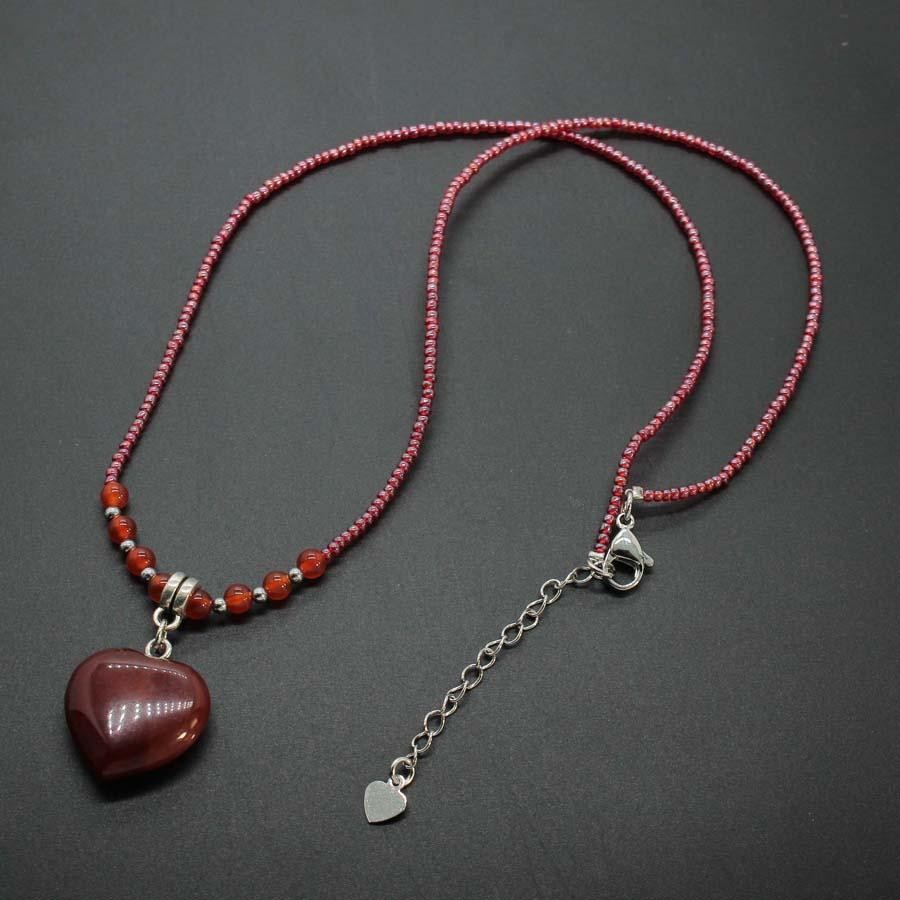 Crystal Heart Stone Pendant Necklace for Women Natural Amethyst Rose Quartz Roun