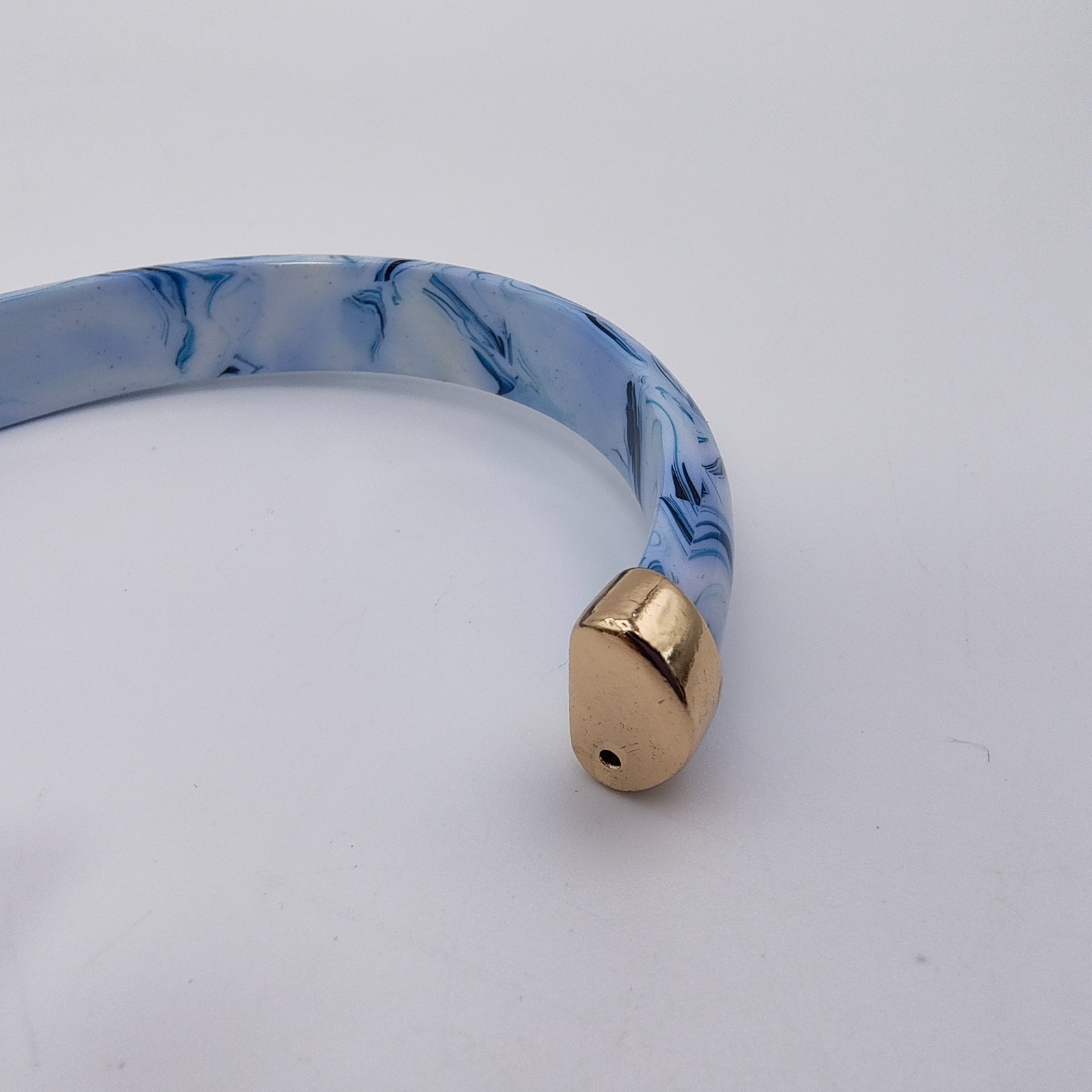Modern Chinoiserie Style Cuff & Strech Bracelet Lot of 2 Blue White Stackable