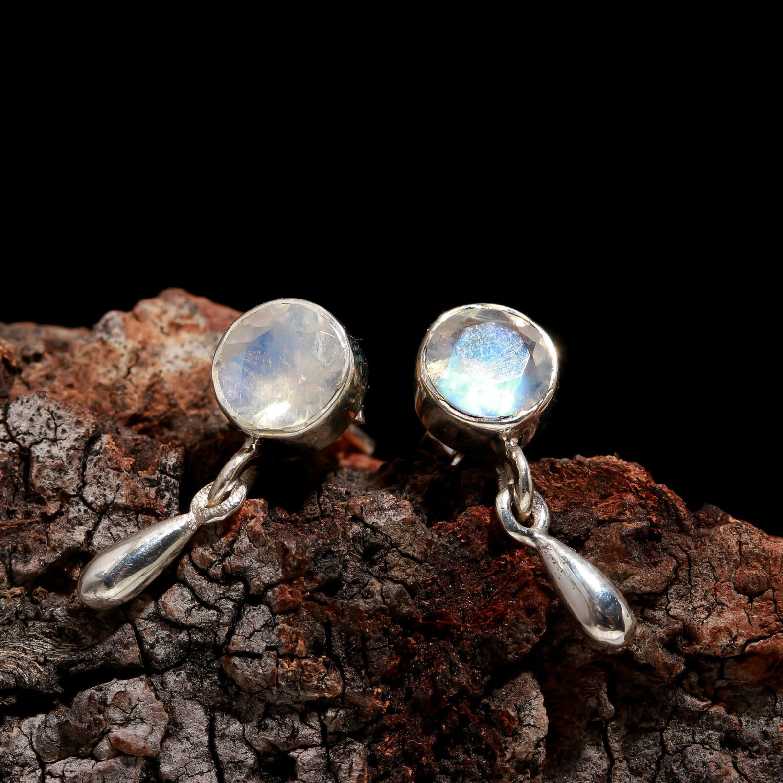 Natural Moonstone Round Cut Gemstone 925 Sterling Silver Women Stud Earrings