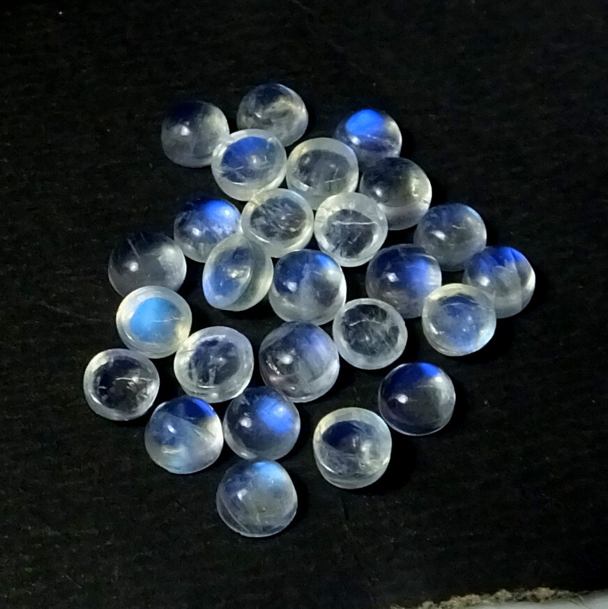 Rainbow Moonstone Blue Fire 5X5 mm Round Cut Cabochon Natural Gemstone 18 Pieces