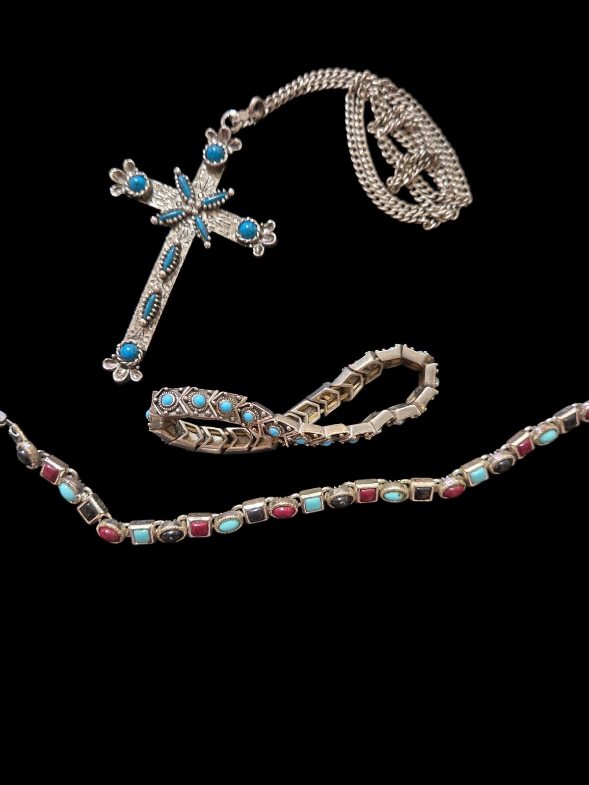 Beautiful Faux Western Turquoise Jewelery Lot Of 3. 260
