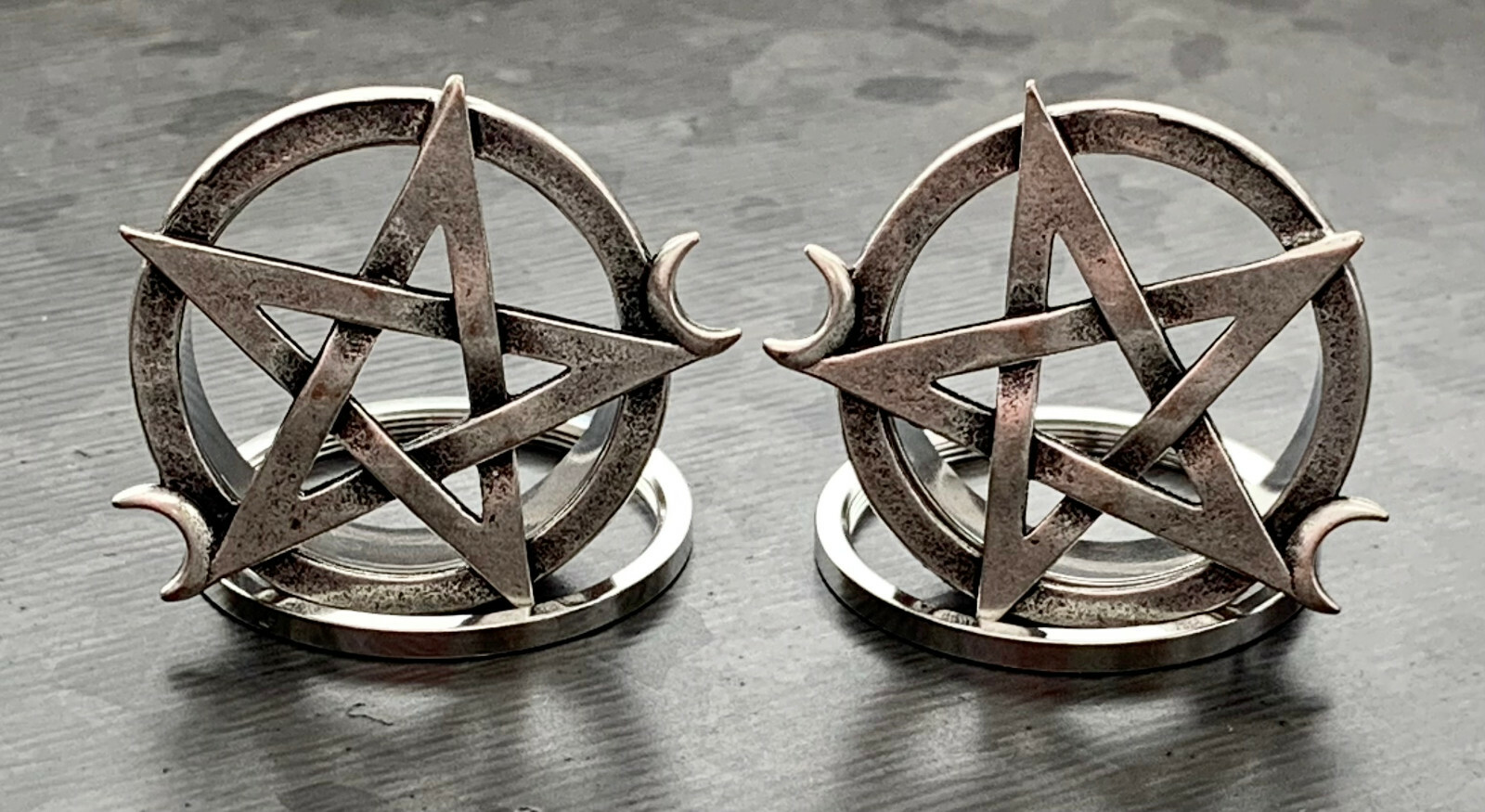 PAIR Pentagram Steel Screw Fit Tunnels Plugs Star Moon Wiccan Earlet Gauges