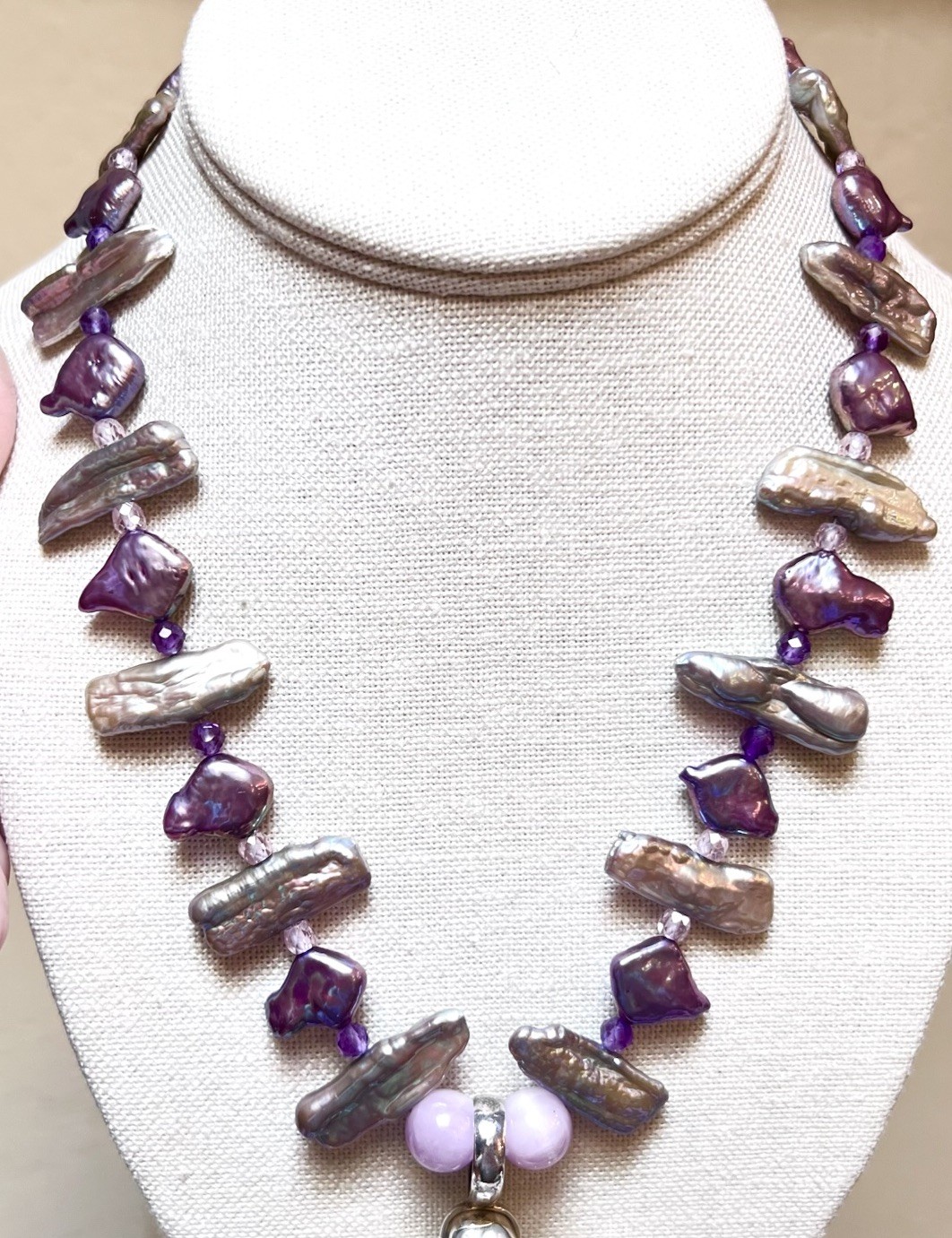 BEAUTIFUL Sterling Silver Purple, Blue, Silver Lustrous Pearl & Zircon Necklace