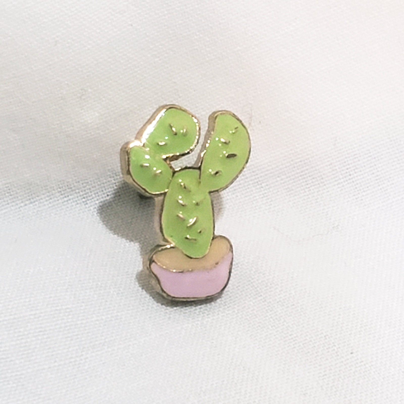 Cactus Plant in Pot Novelty Lapel Pin 1/2″ Green Pink