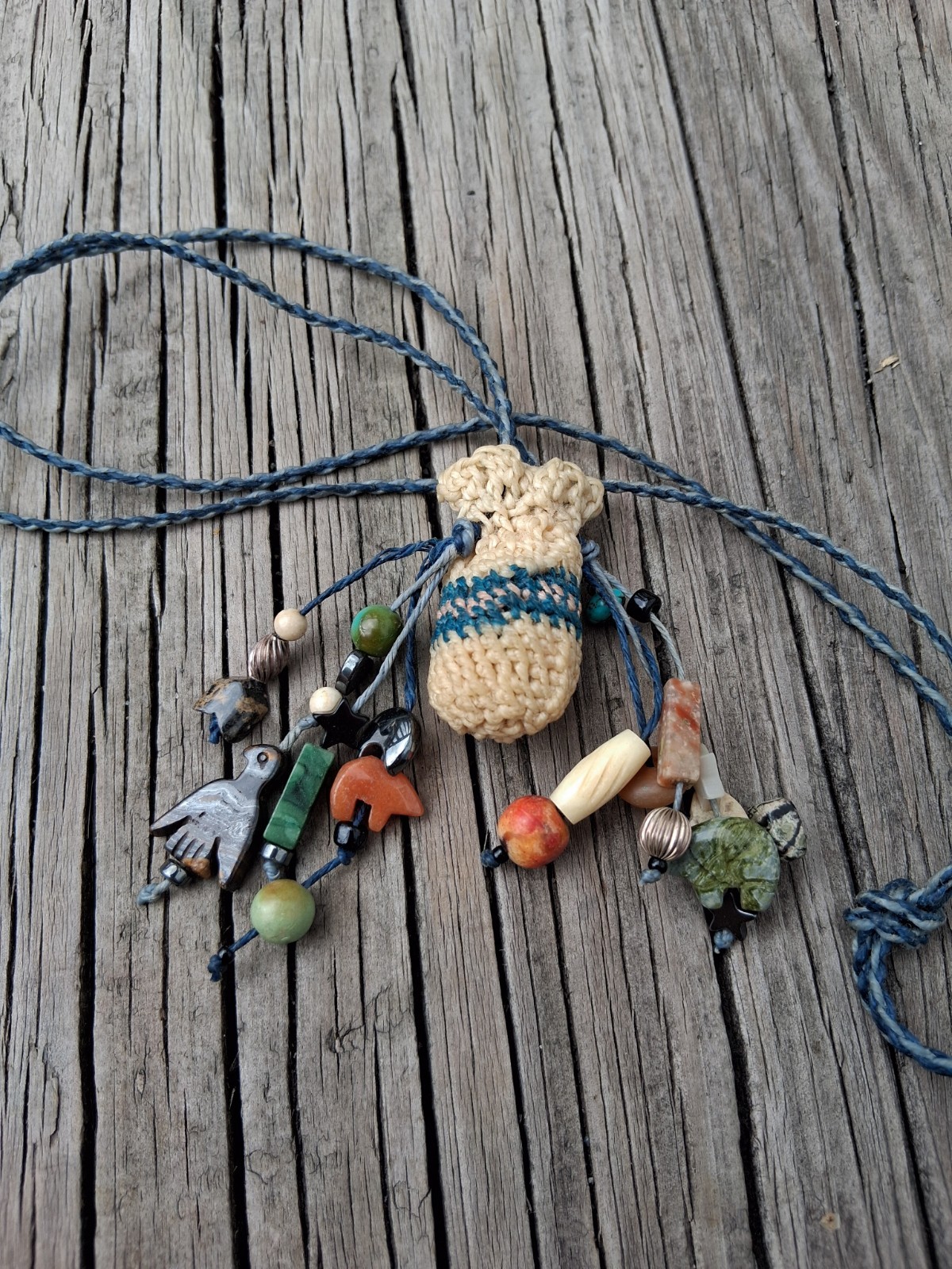 Vtg Fetish Necklace Beaded Pouch Animal Carvings Boho Natural Southwestern