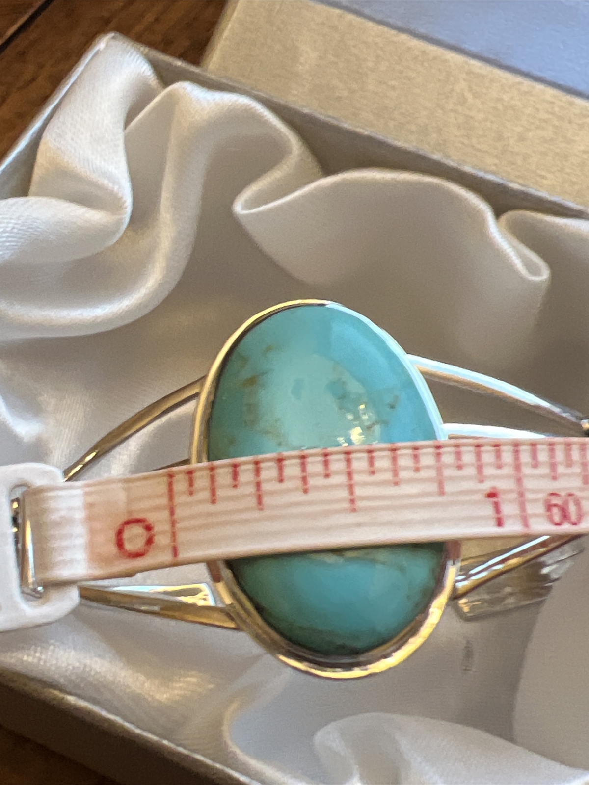 Natural Kingman Turquoise Cuff Bracelet Sterling Silver 7 in (16.40 g) 3.75 ctw