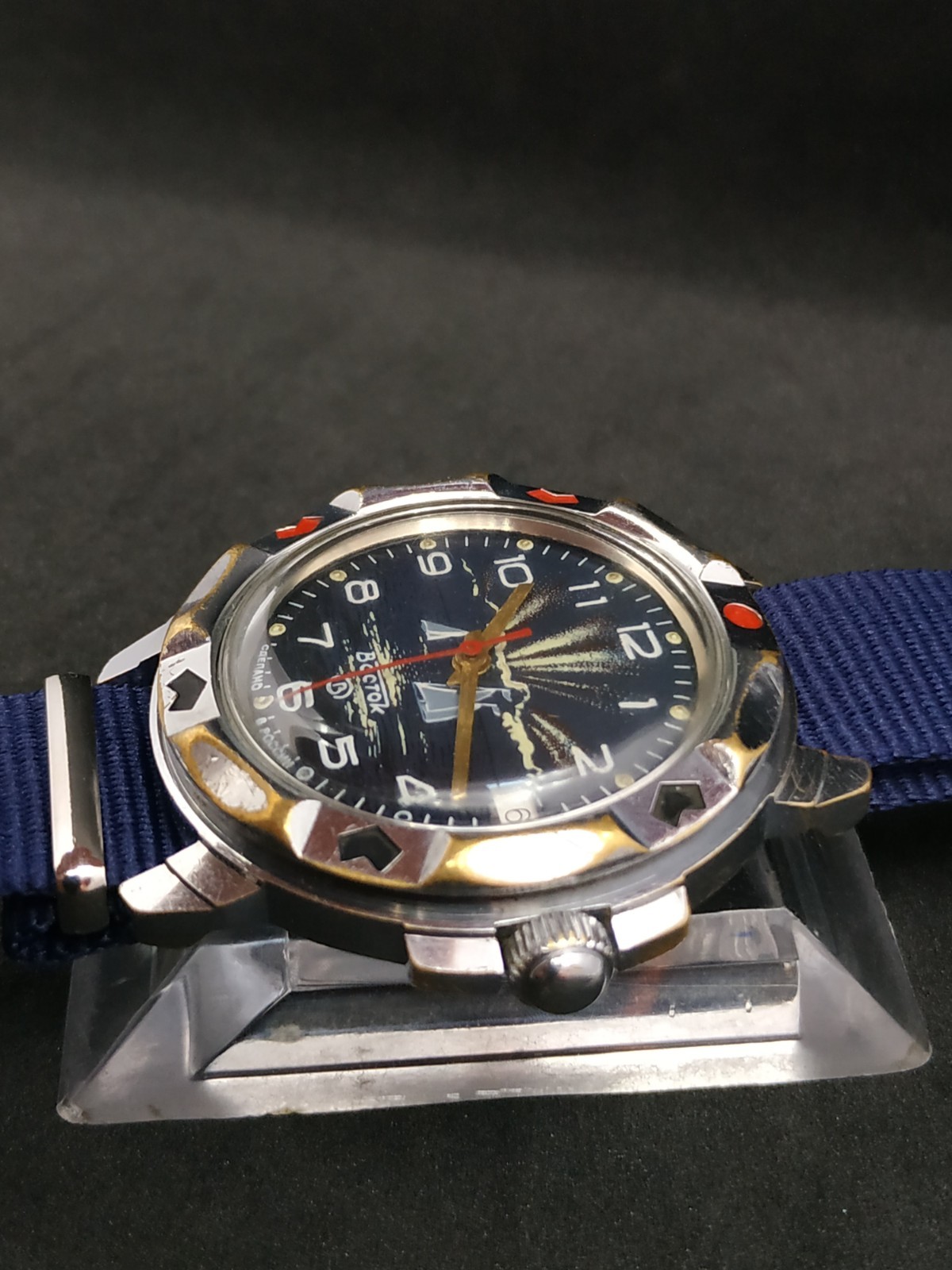 Russian Men’s Watch Vostok Komandirskie Sailboat Mechanical USSR Soviet Vintage