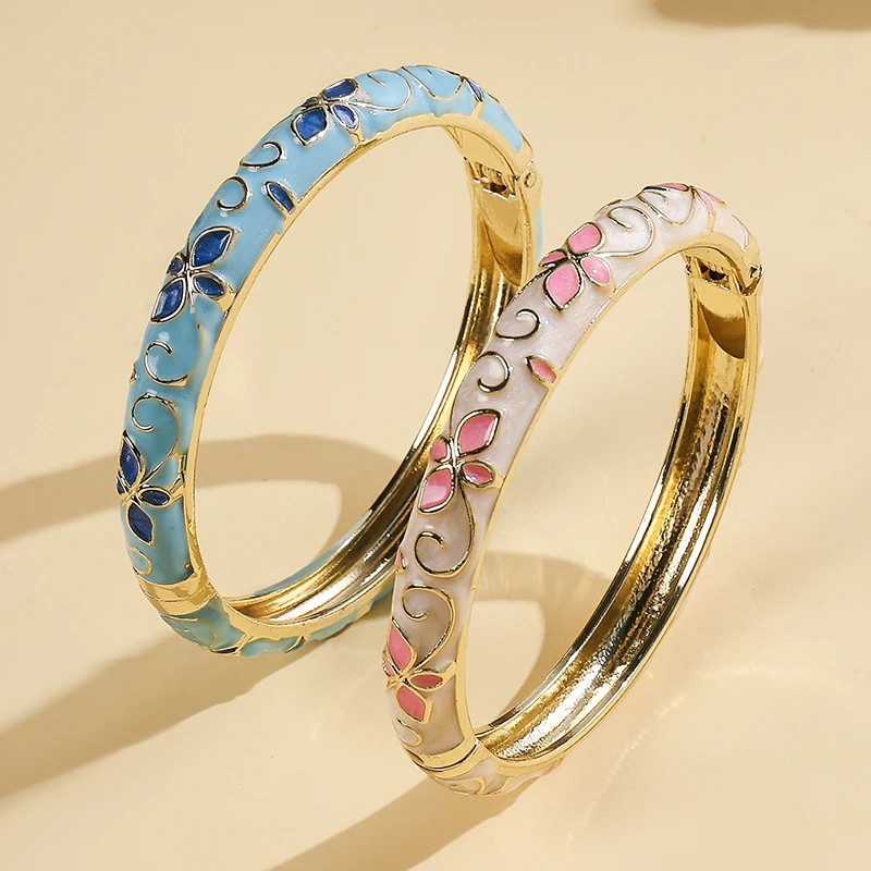Flower Pattern Enamel Cloisonne Bracelet for Women Retro Gold Color Plated Bangl