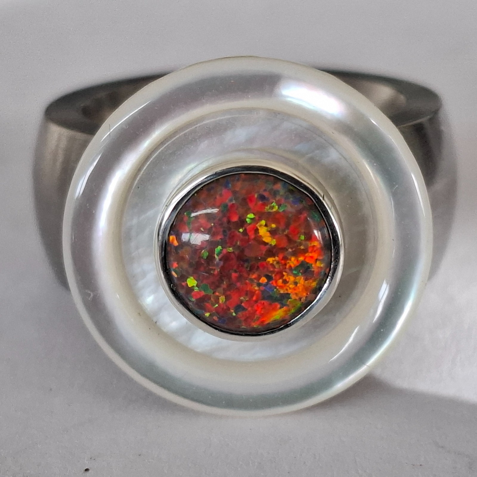 – Beautiful synthetic opal head set in silver for Charlotte 21 –