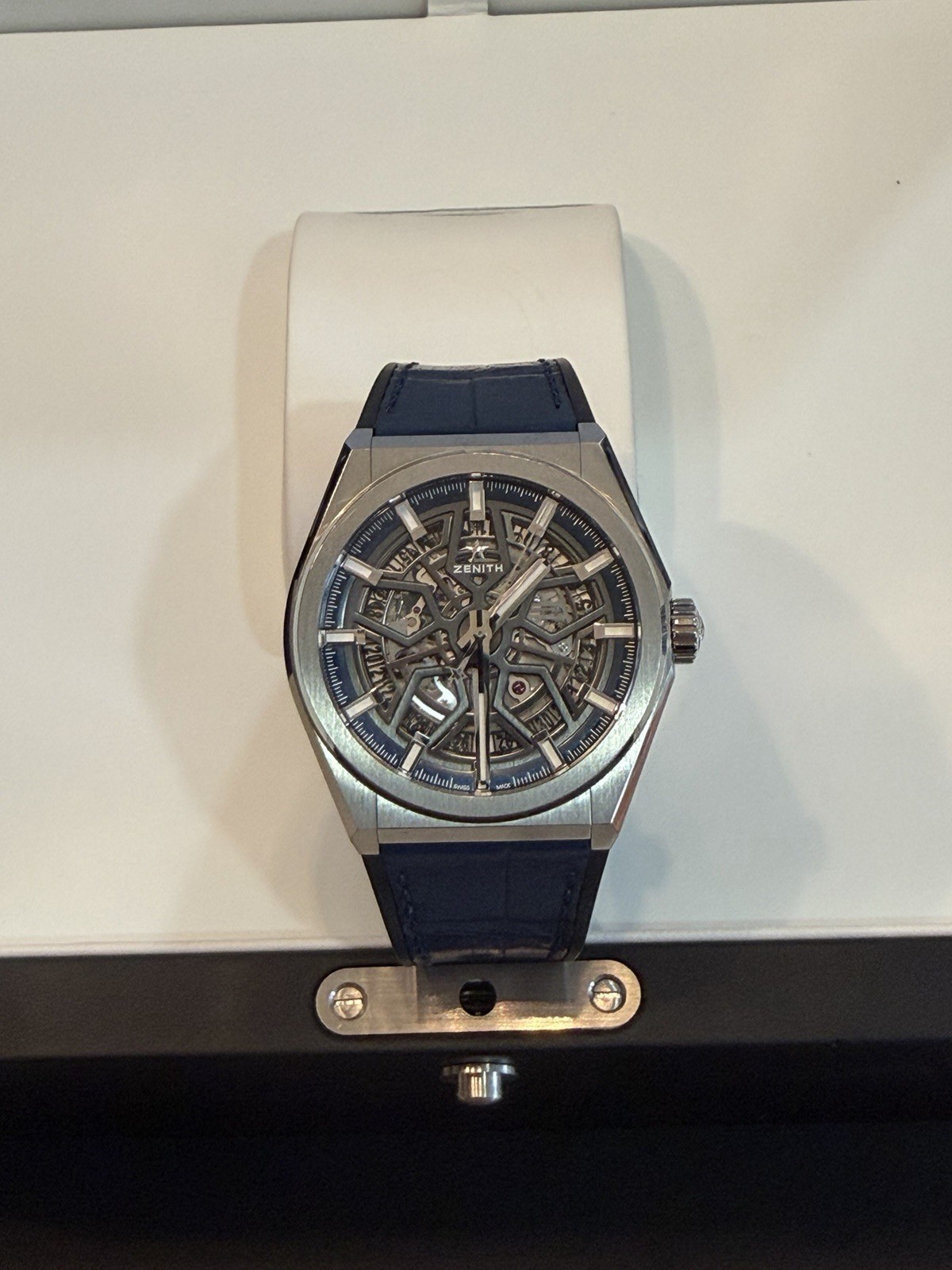 Zenith 95.9000.670/78.r584 Defy Classic Mens Watch Full Set Skeleton