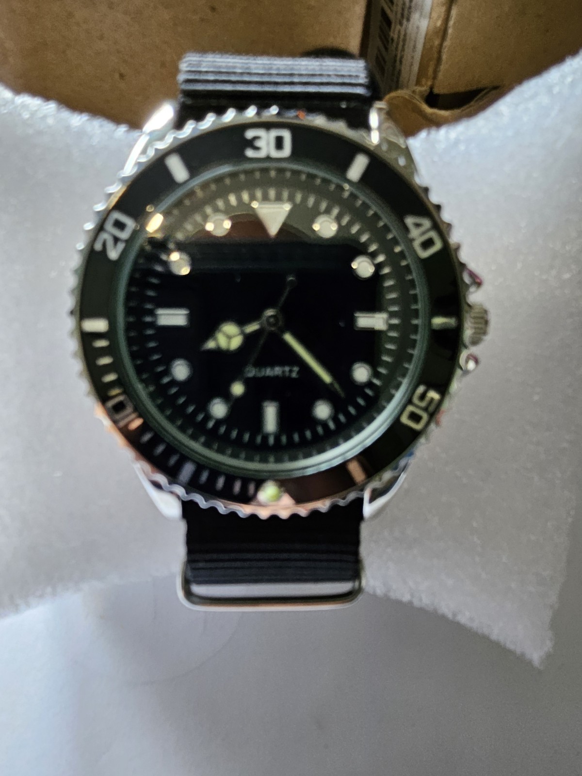 TPW Gents New Quartz Watch..rotating Bezel,s/s Strap Etc ONLY £ 9.99 !