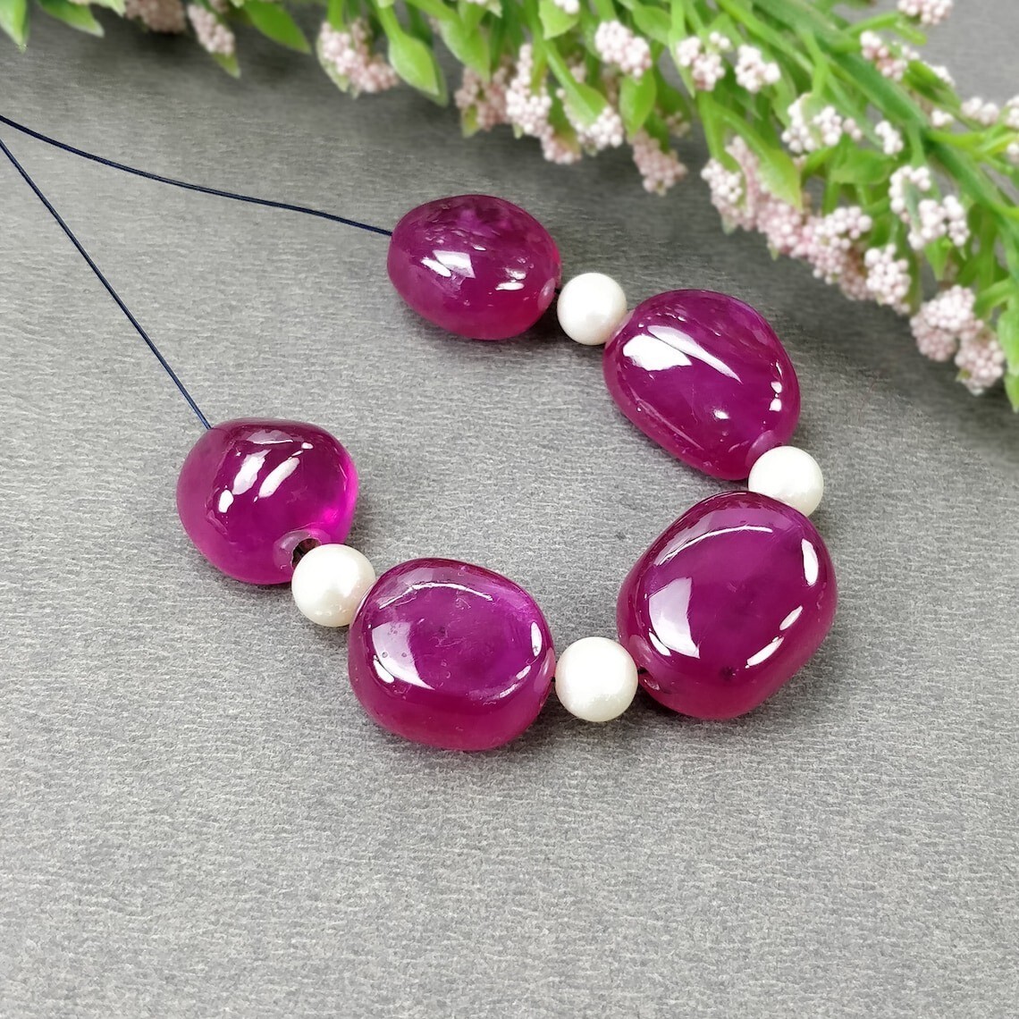 111.90cts Glass Filled Ruby Gems Uneven Cabochon Beads Tumbles 14*13mm-18*14mm