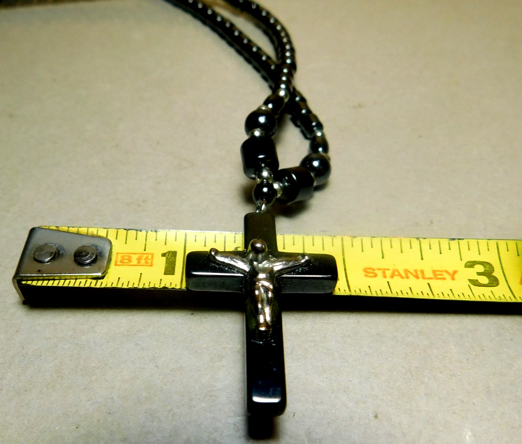 Unbranded~Hematite Metallic Luster Turn-Lock Necklace with Cross Pendant 18″