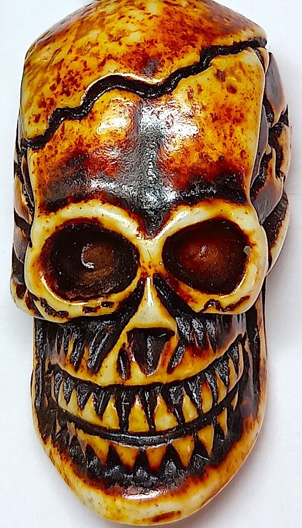Necklace or Bead Strand – High Detail Resin Skull Beads, 33 Skulls, 17 Inches