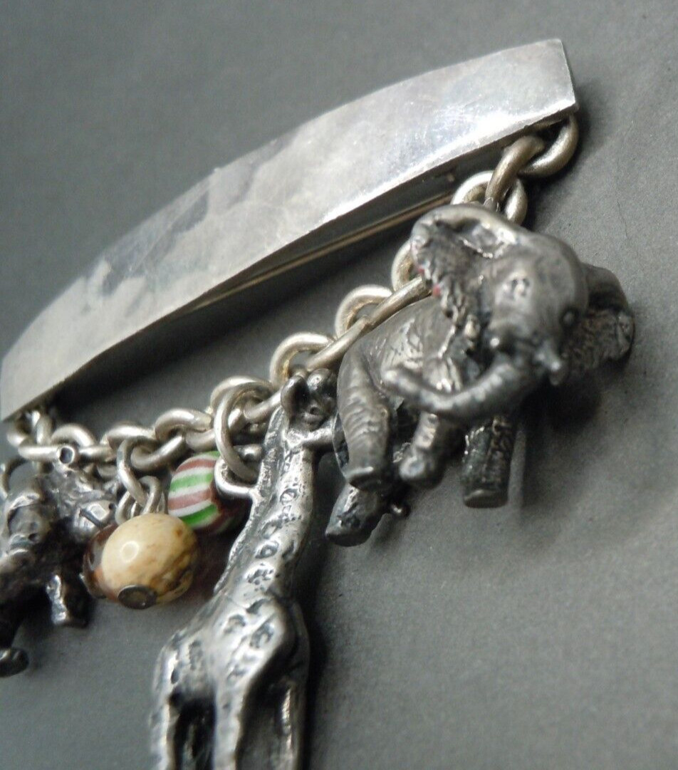 Vintage SUSAN CUMMINGS Endangered Species Sterling Silver Brooch Pin Giraffe +++