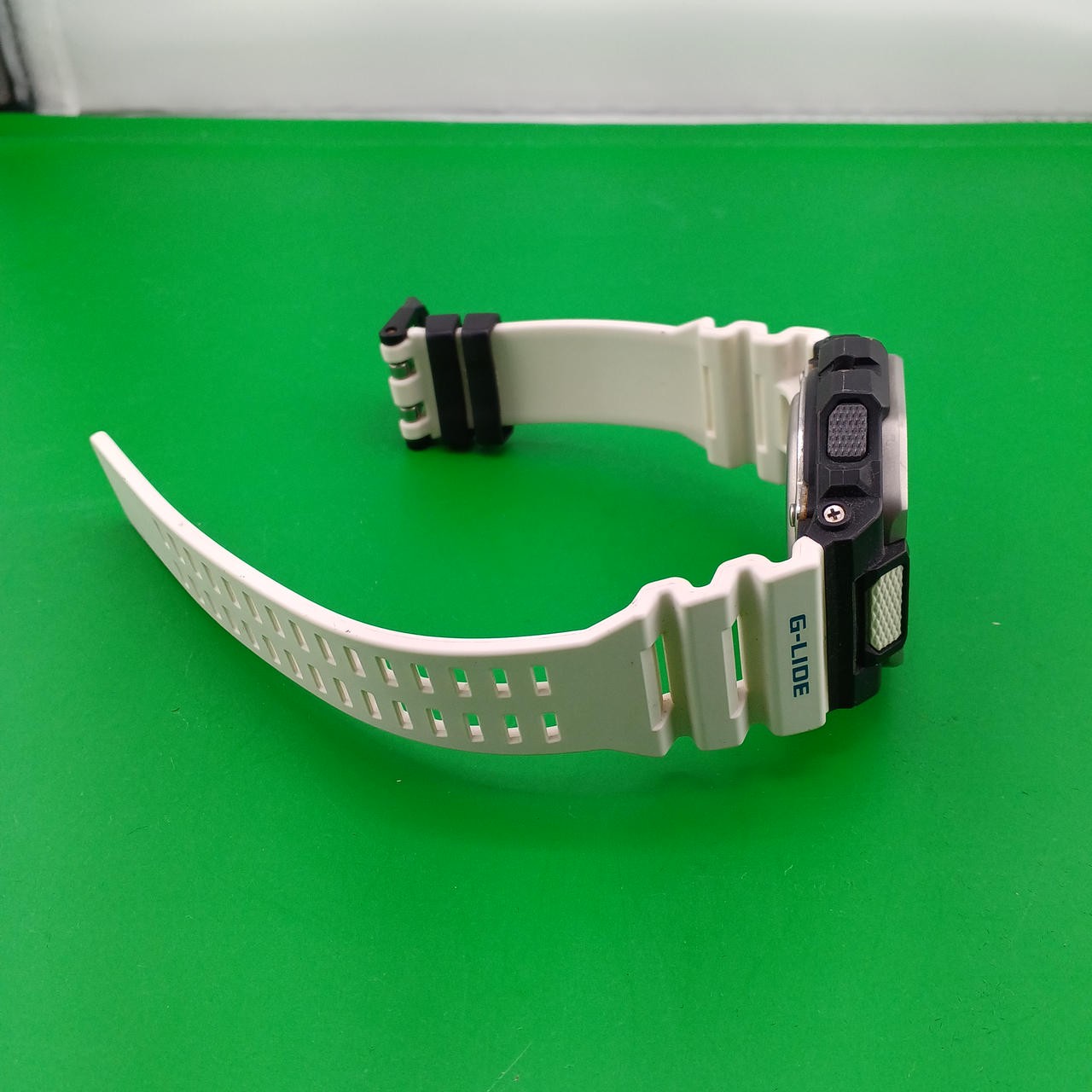 CASIO GBX-100-SHOCK