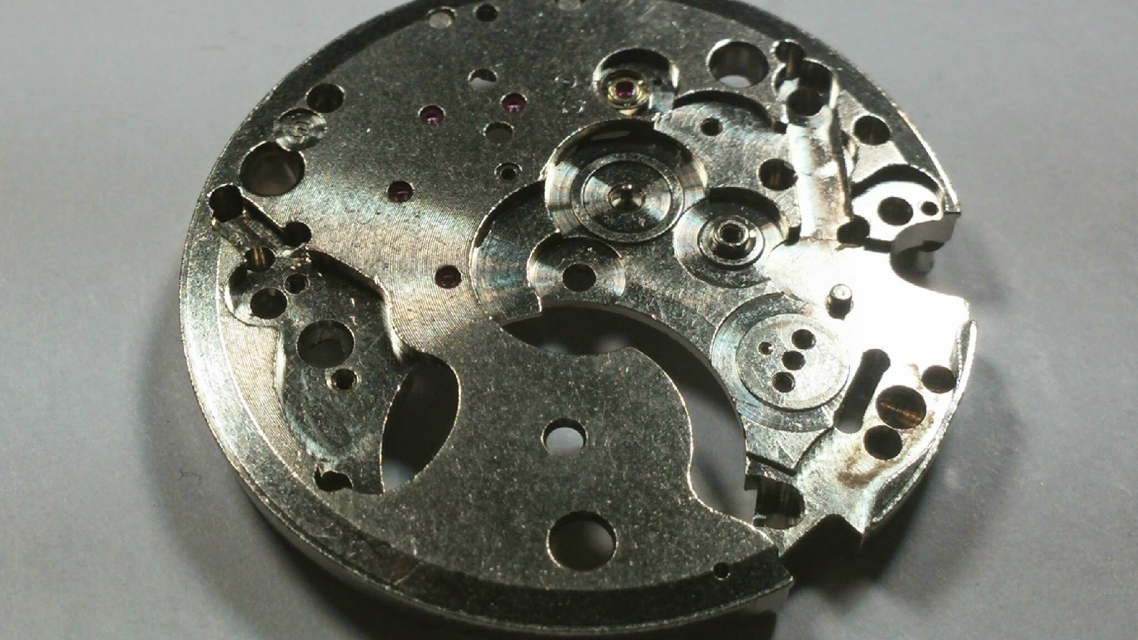 Valjoux 92 main plate part # 100 – Spare Watch Part used