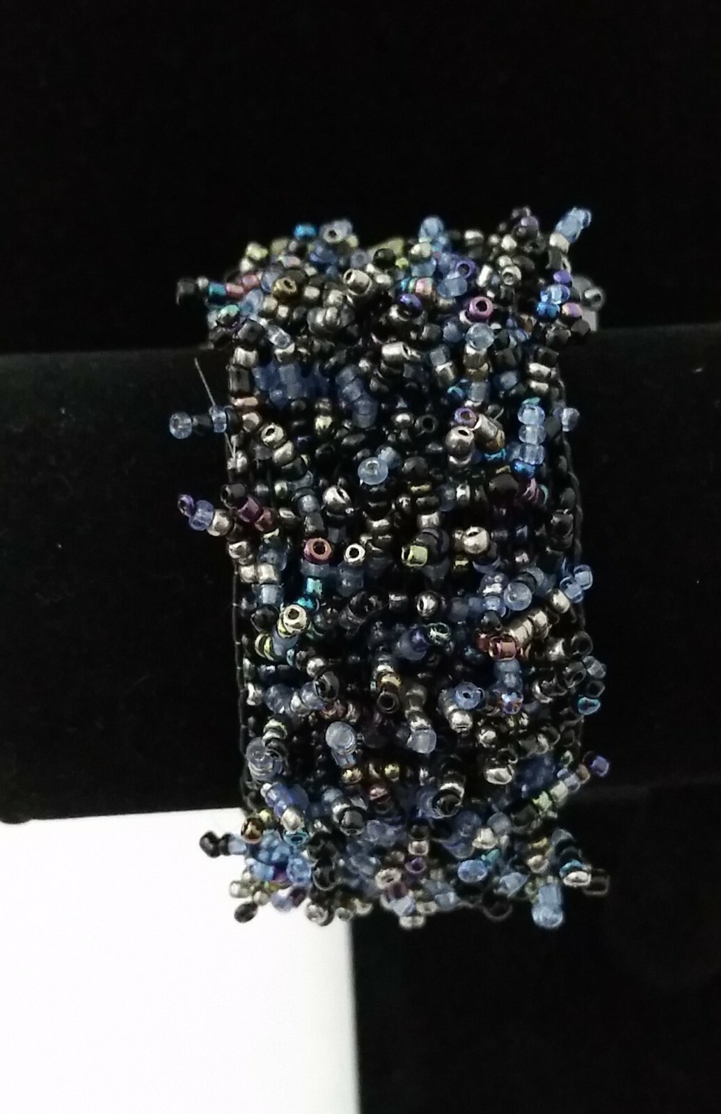 Handmade Bracelet GLASS BEADS BLACK IRIDESCENT BLUE PEACOCK GREEN JASPER 6 inch
