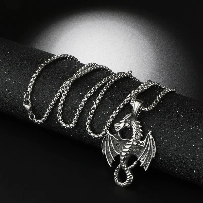 Elegant 925 Sterling Silver Charms Fashion Unique Flying Dragon Pendant Necklace
