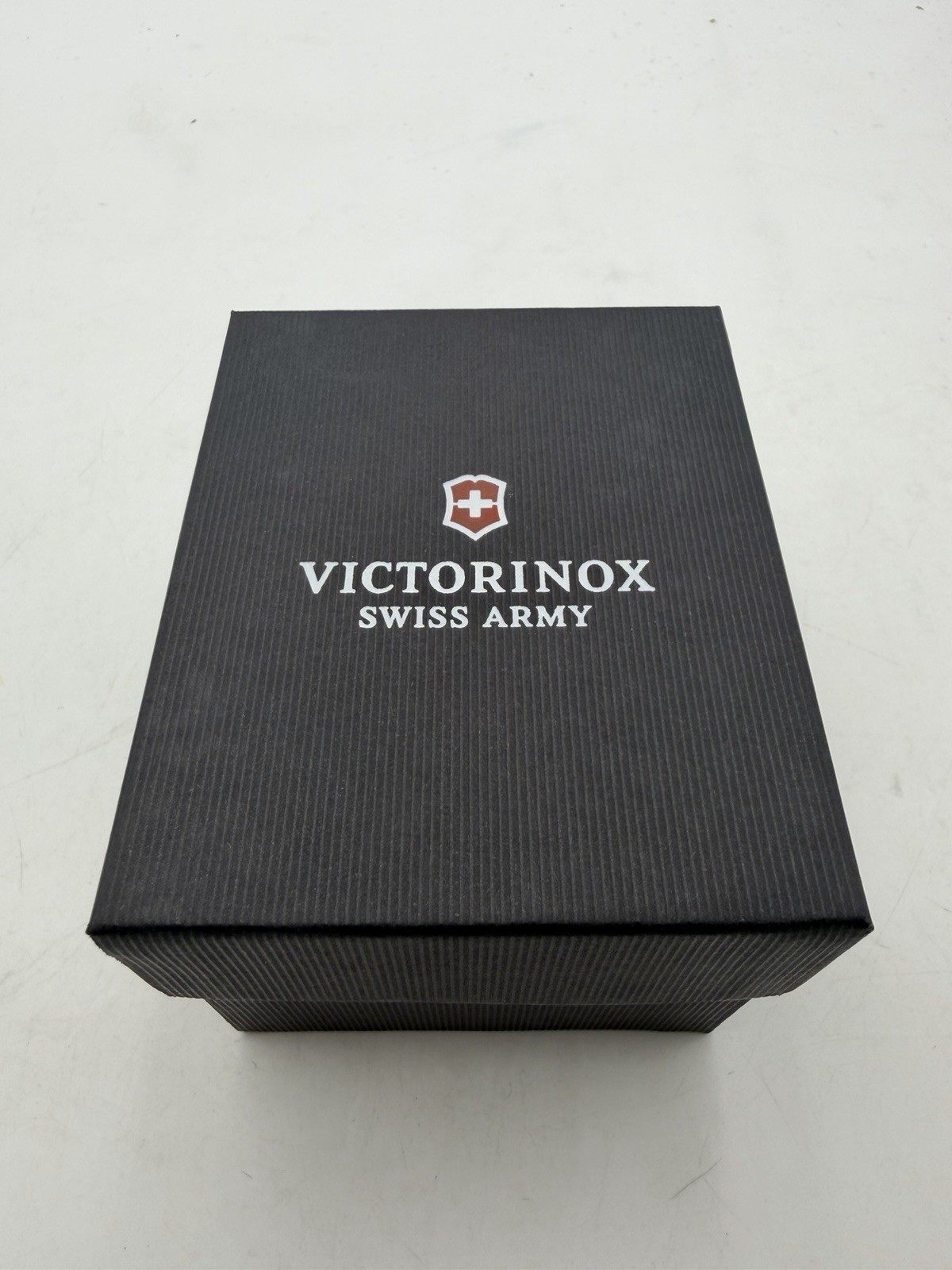 Victorinox Swiss Army Watch – Empty Original Packaging Black Case Storage Box