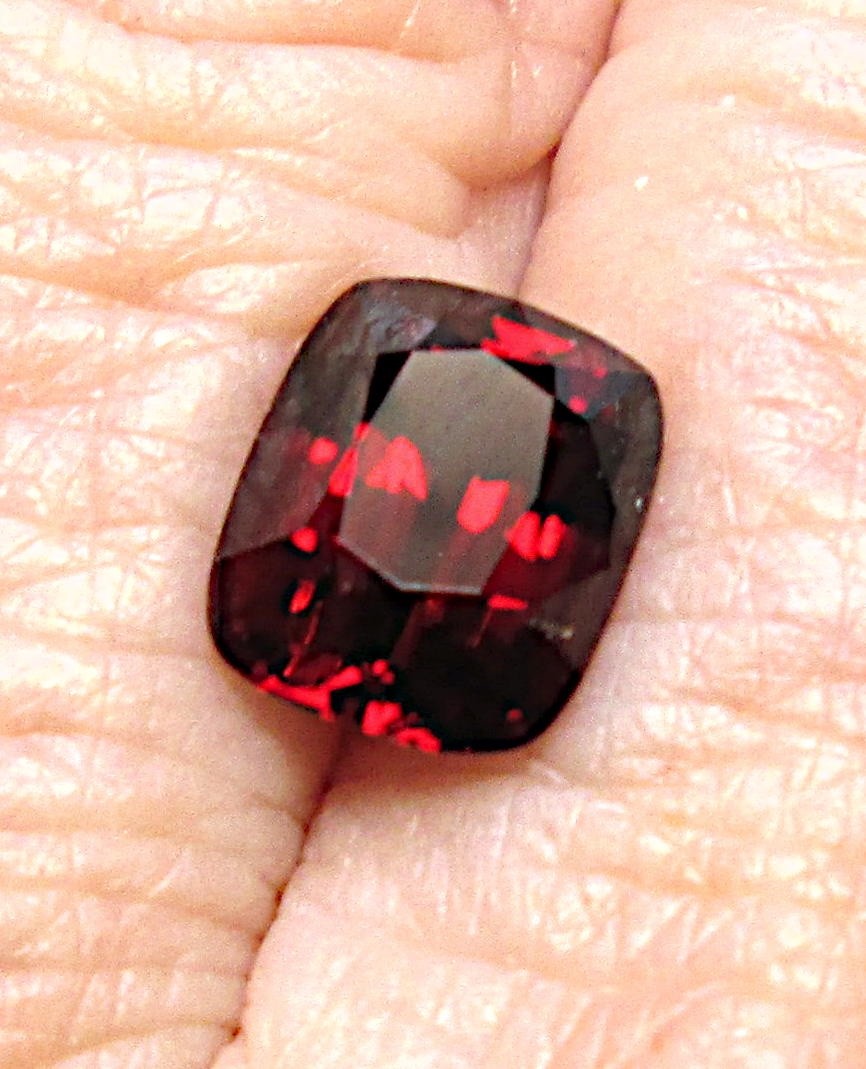 STRIKING 2.56 CT NATURAL NOBEL RED SPINEL FACETED CUSHION CUT MYANMAR