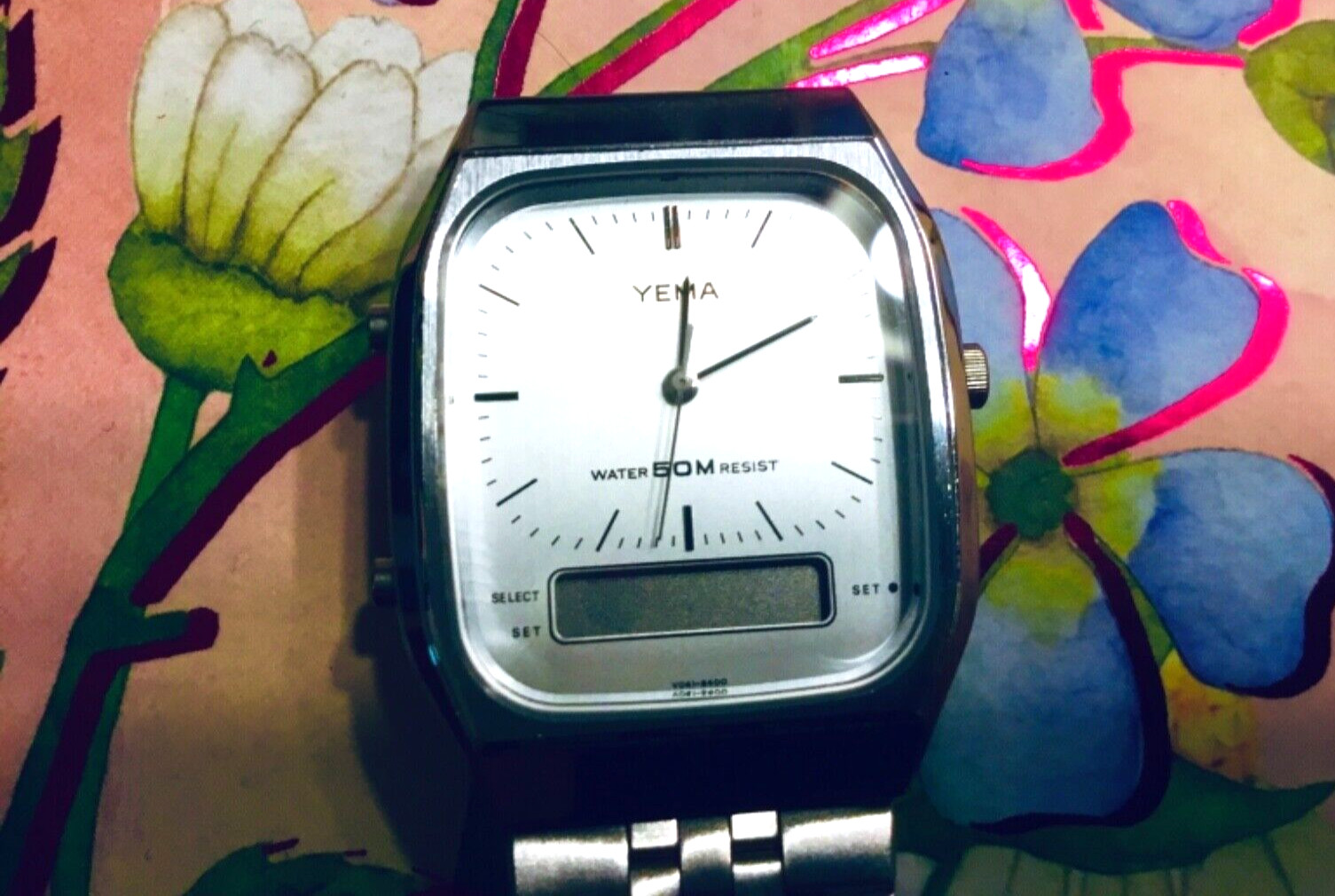 Stunning YEMA Stainless Steel Bracelet Quartz Men’s Diving Watch 50 M