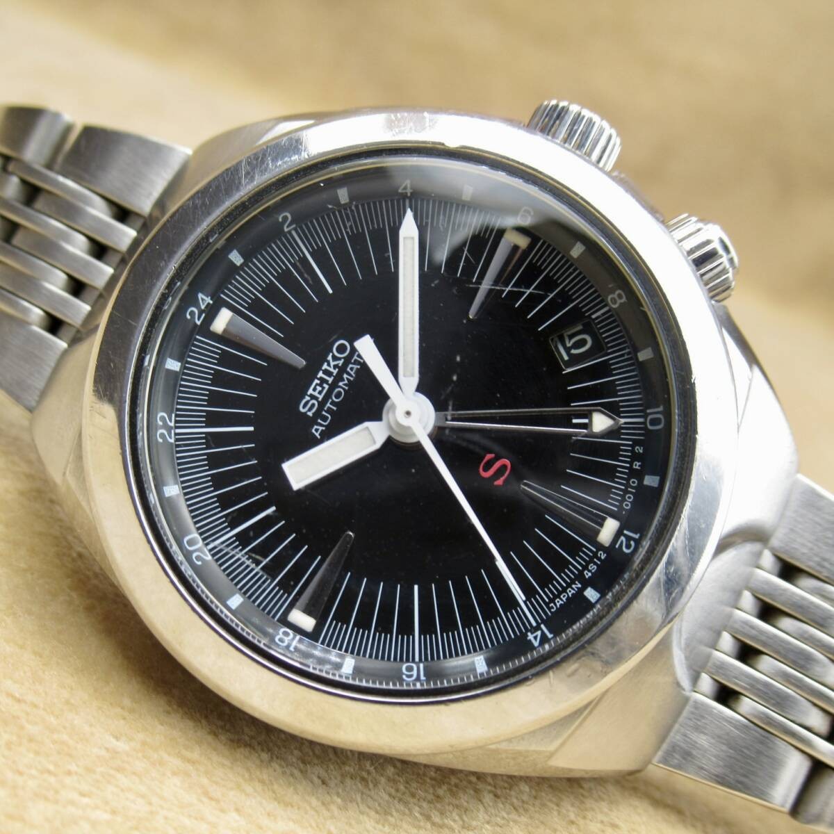 Seiko Sus SUS Mechanical Sus 4S12-0010 GMT Red S Logo Black Dial Silver Metal