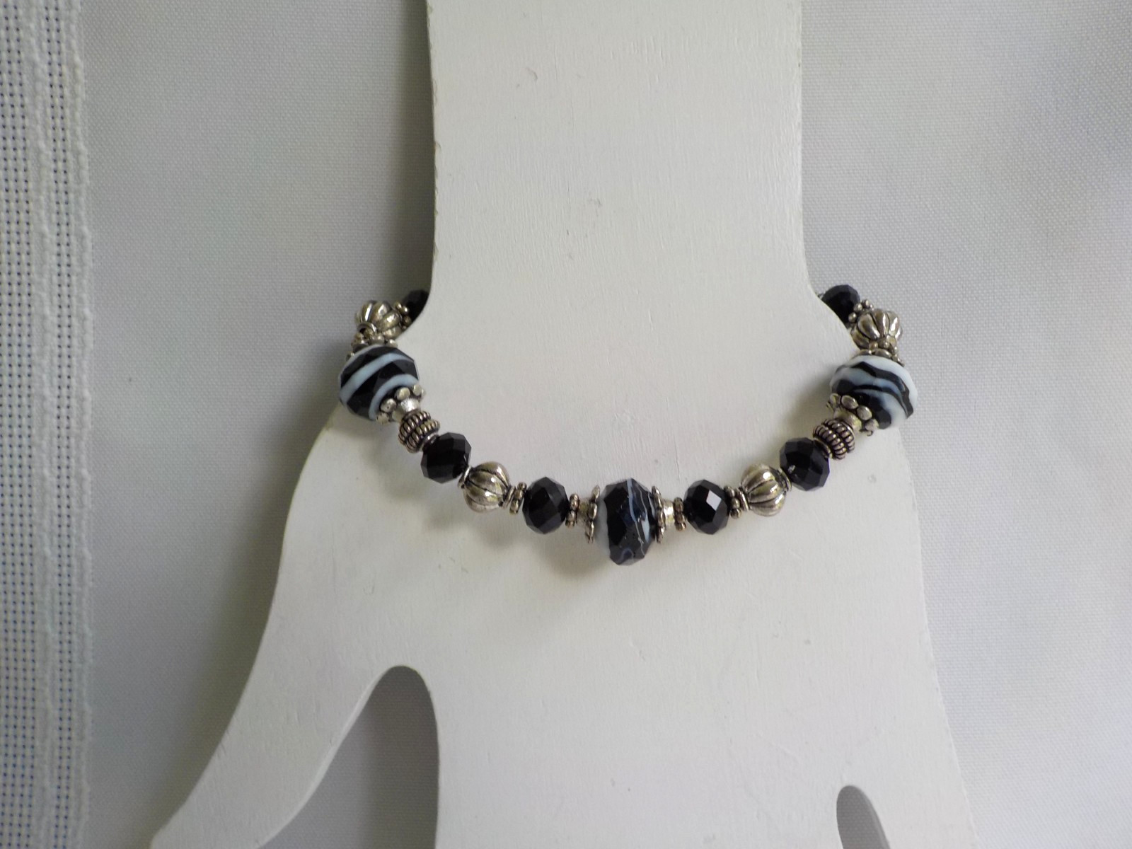 Black White Swirl Bead Bracelet Mix Lot 3 Metal Plastic Glass Faceted Toggle