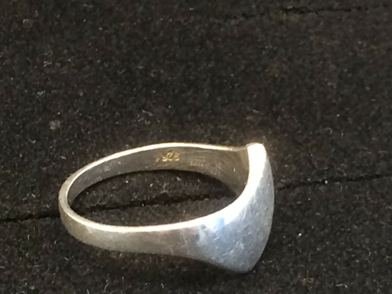 Silver Ring Ring 925 Hallmarked Silver 2.48g 17mm Internal Dimension